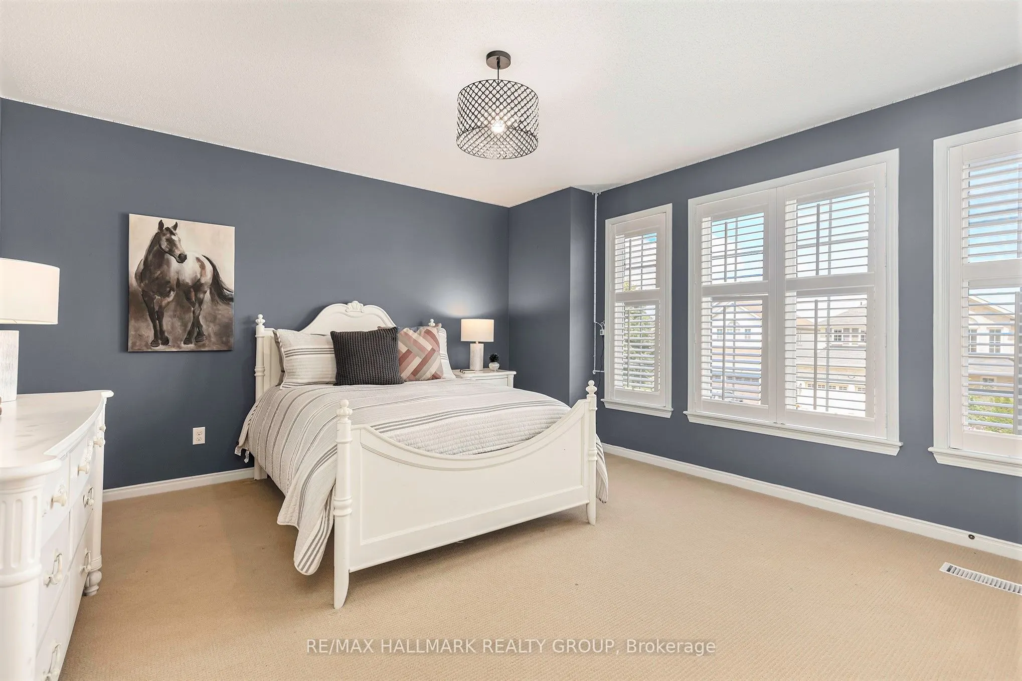 828 Dalkena Place