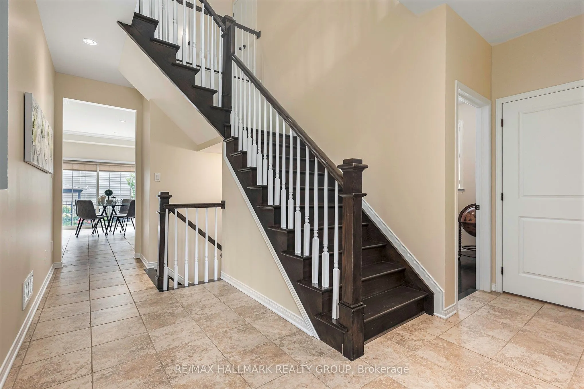 828 Dalkena Place