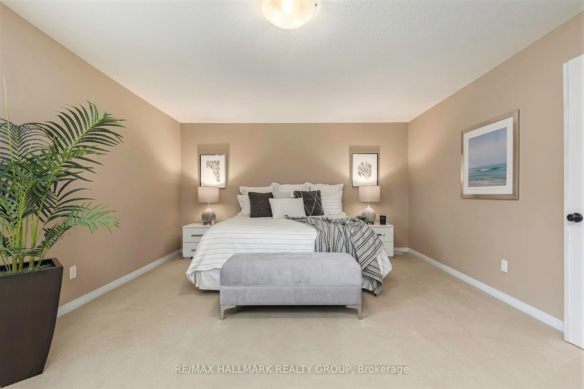 828 Dalkena Place