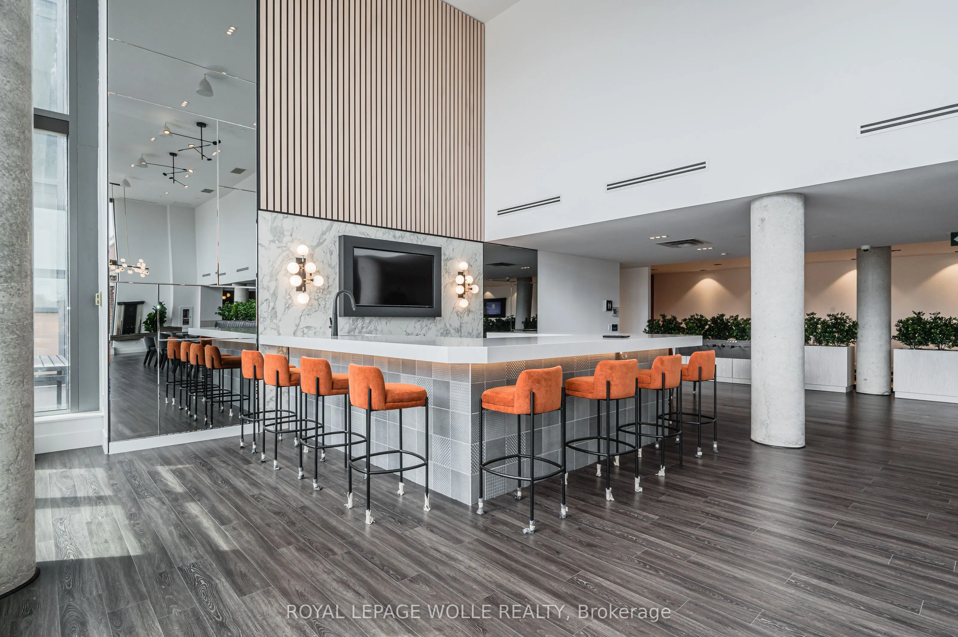 25 Wellington Street S, #2901