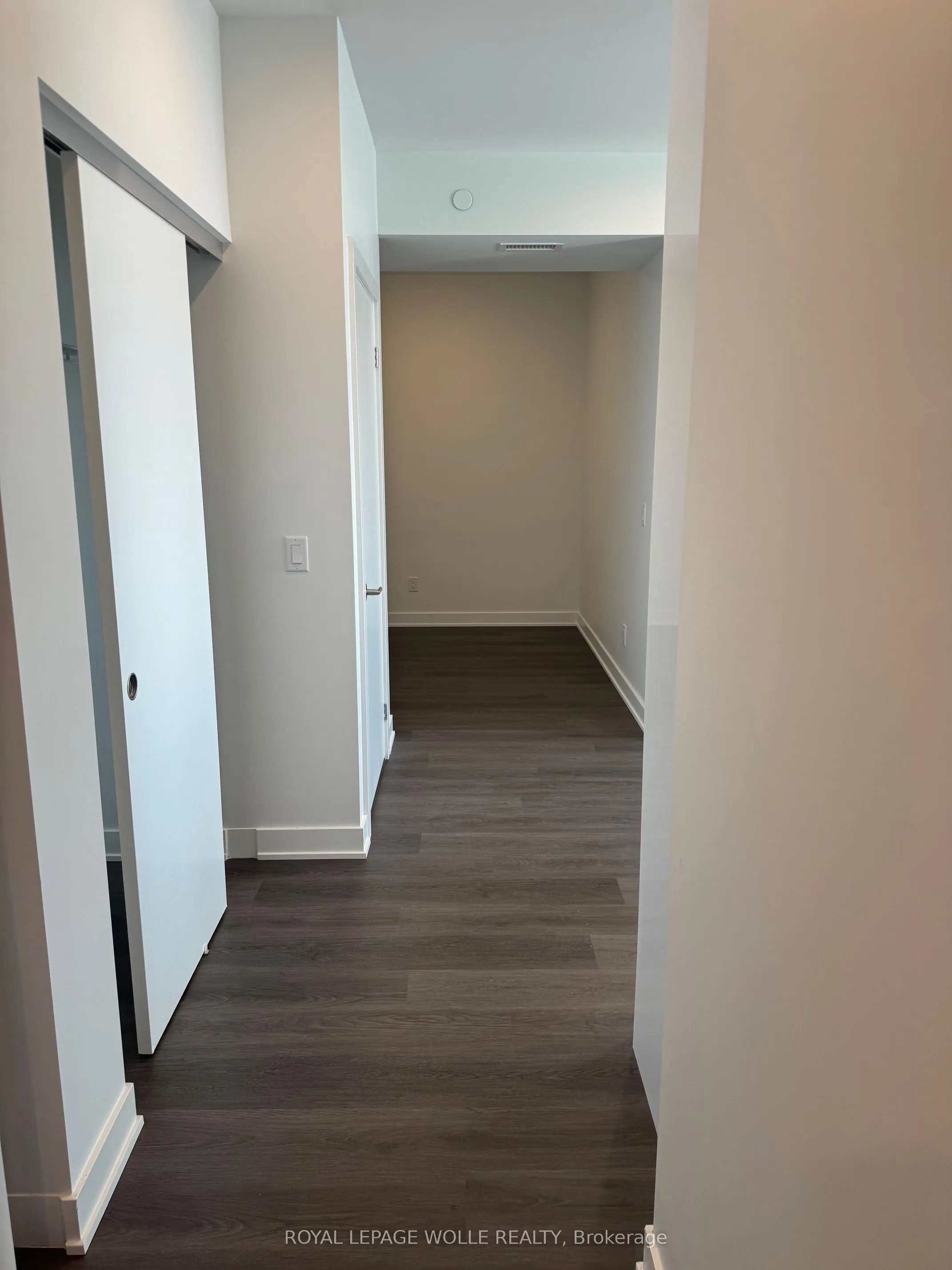 25 Wellington Street S, #2901
