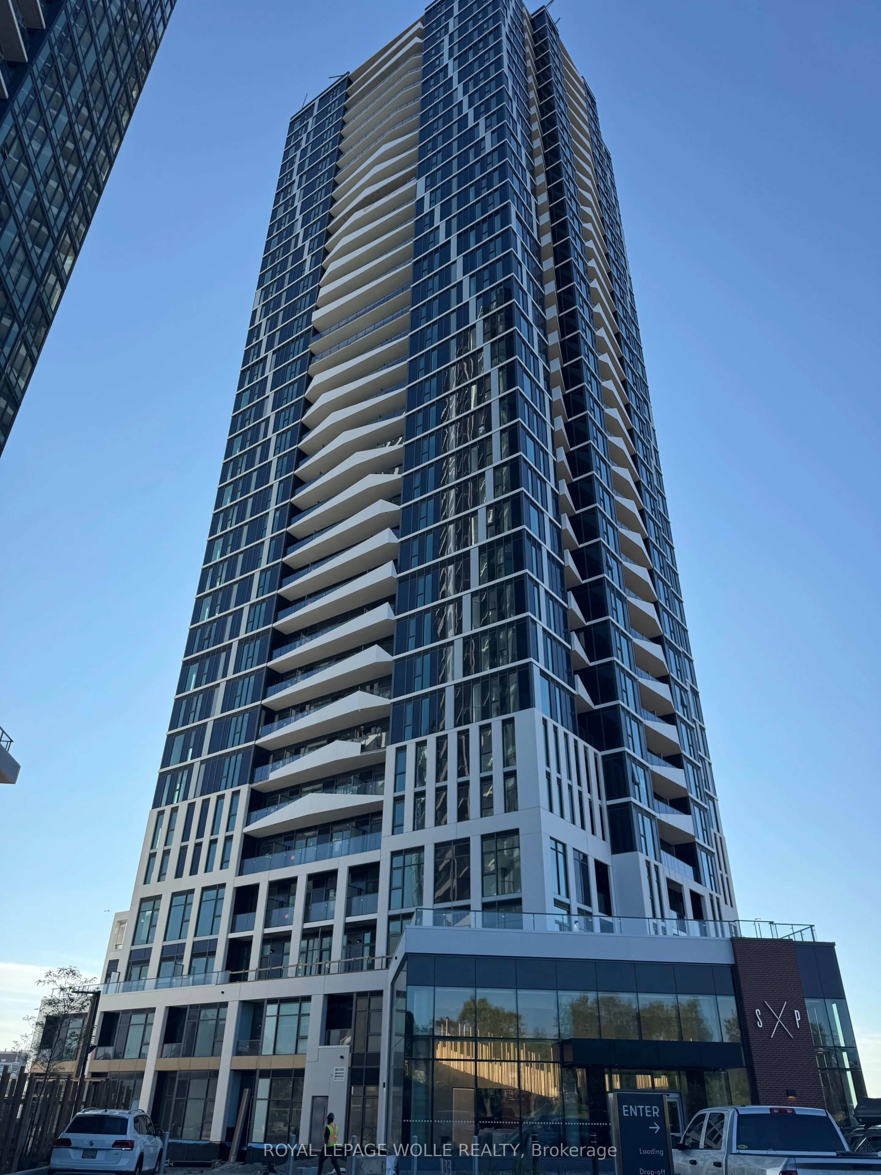 25 Wellington Street S, #2901
