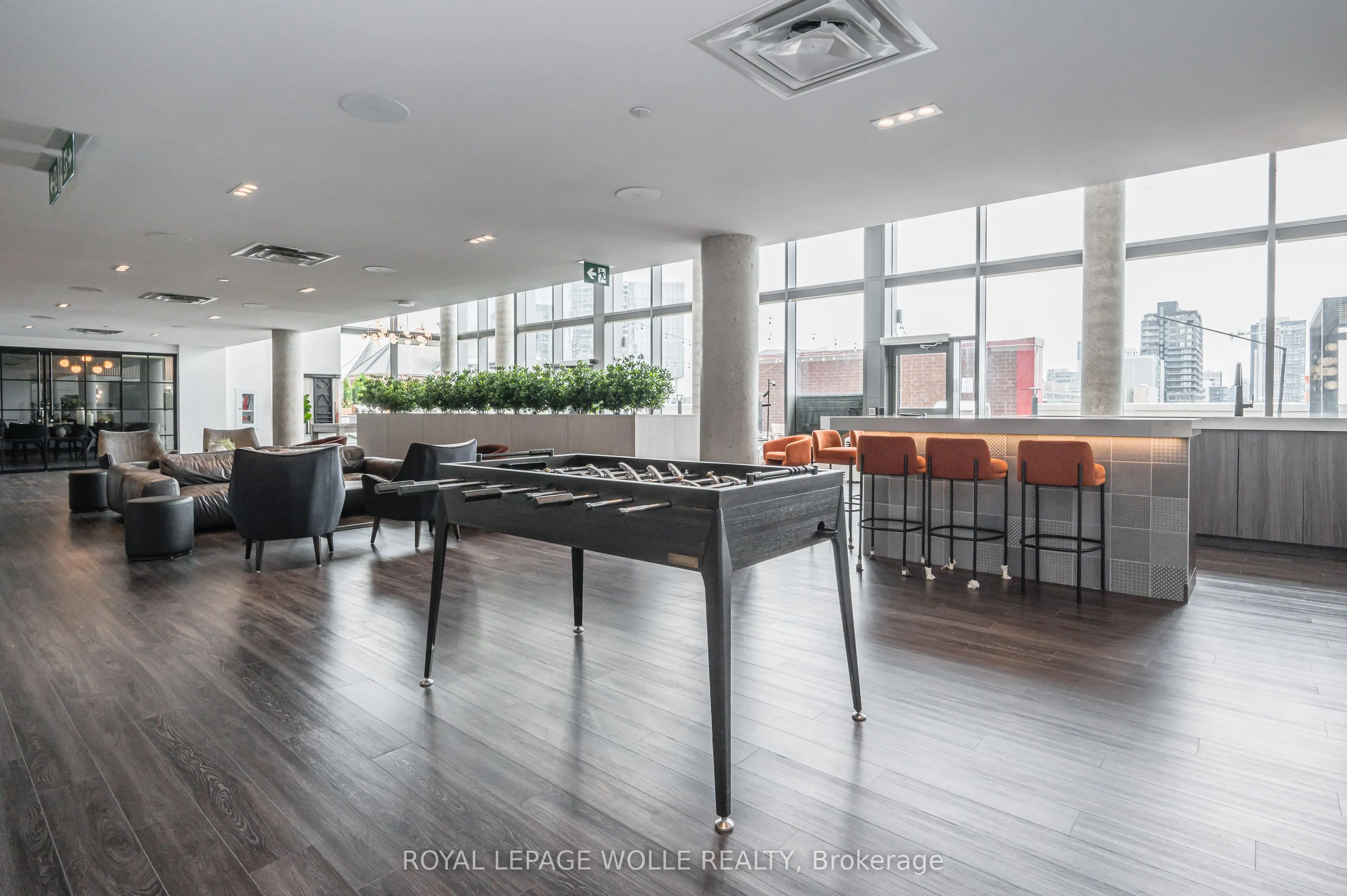 25 Wellington Street S, #2901