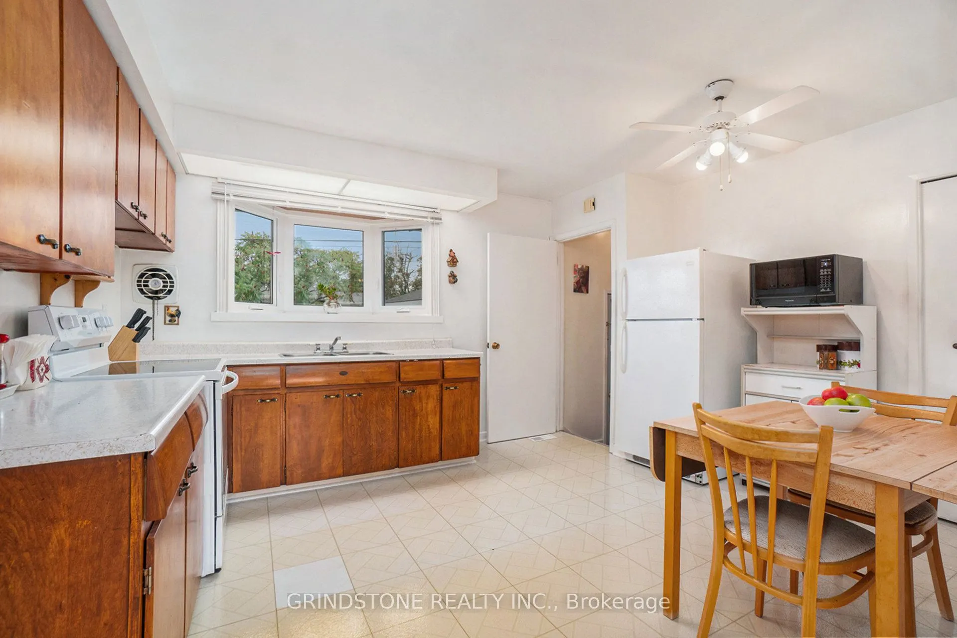 36 Brent Avenue