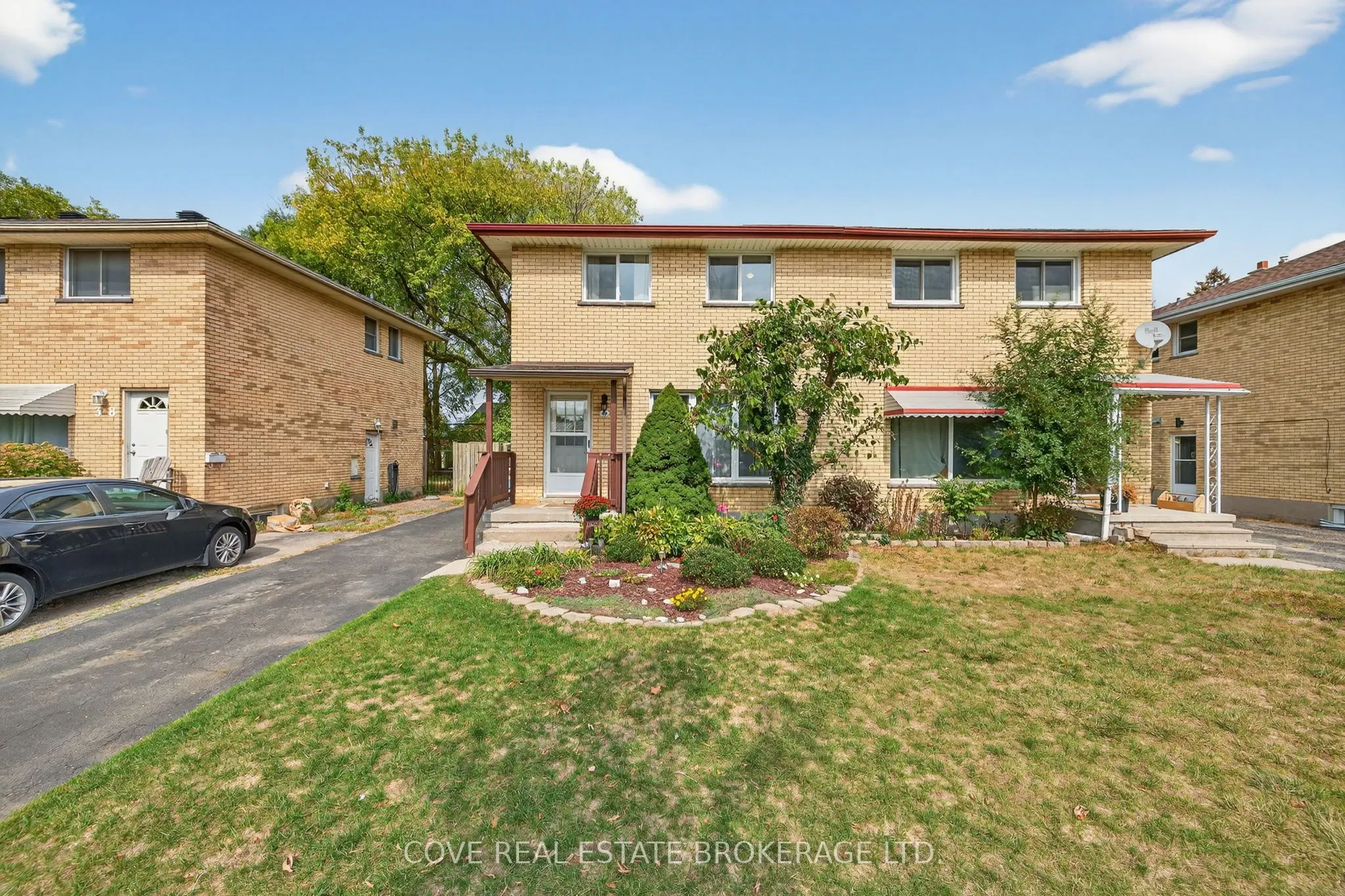 40 Hawkesbury Avenue