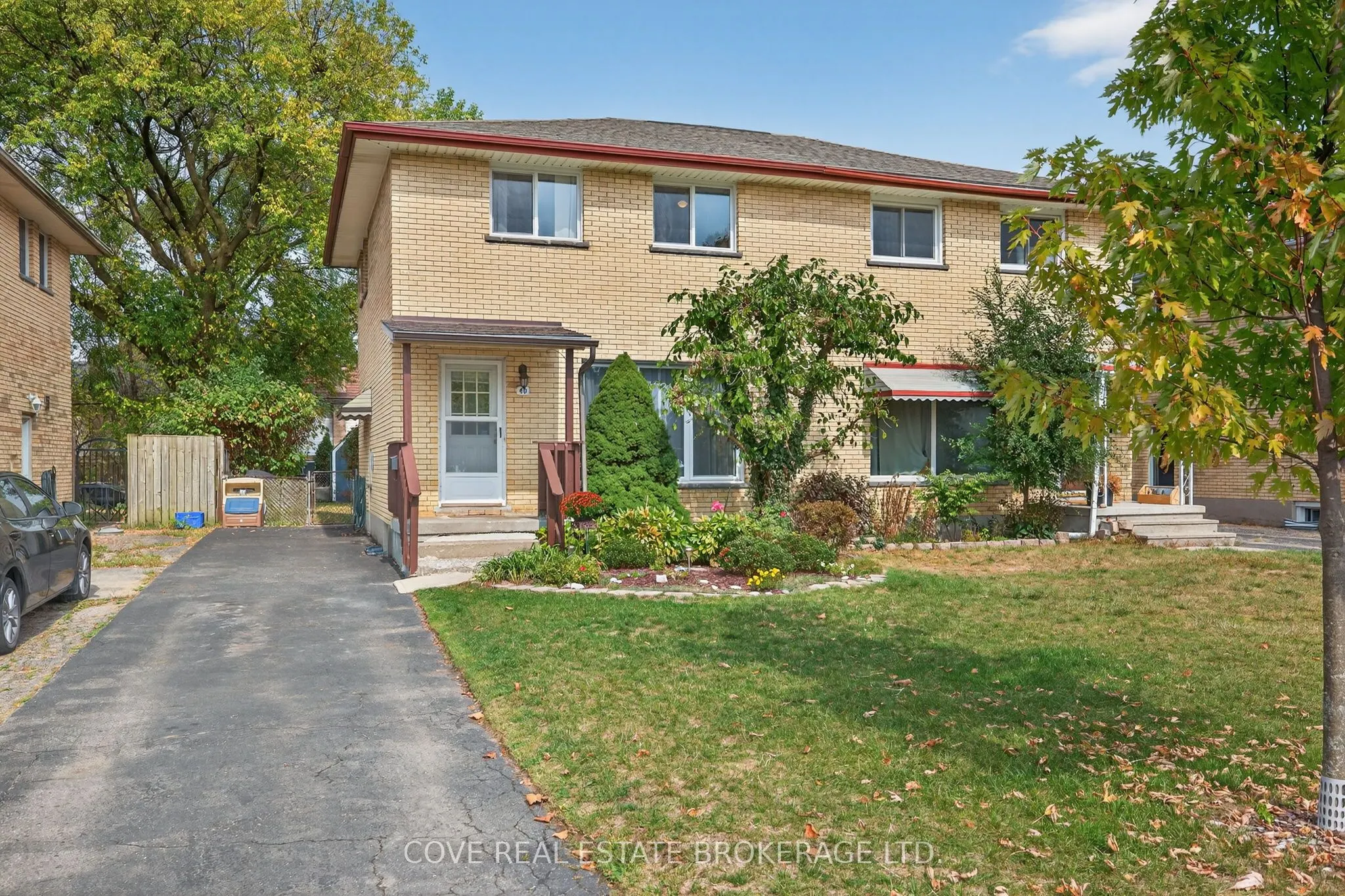 40 Hawkesbury Avenue