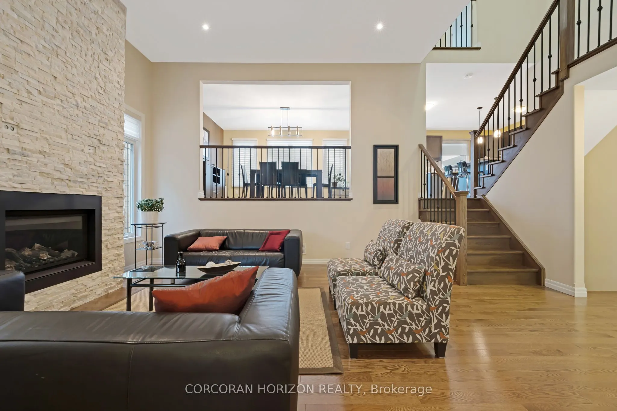 19 Cox Street