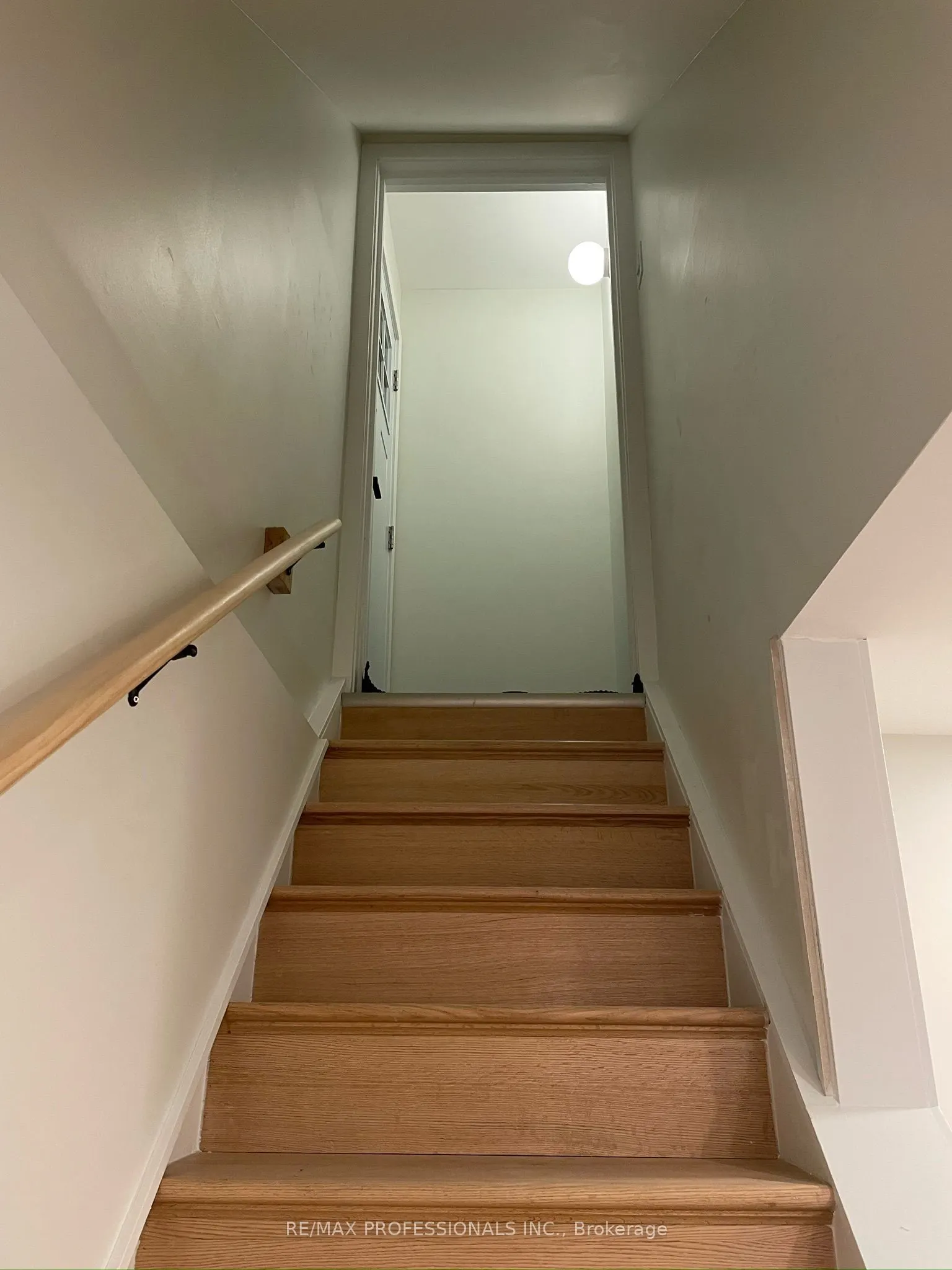 17 Seeley Avenue, #Lower Level