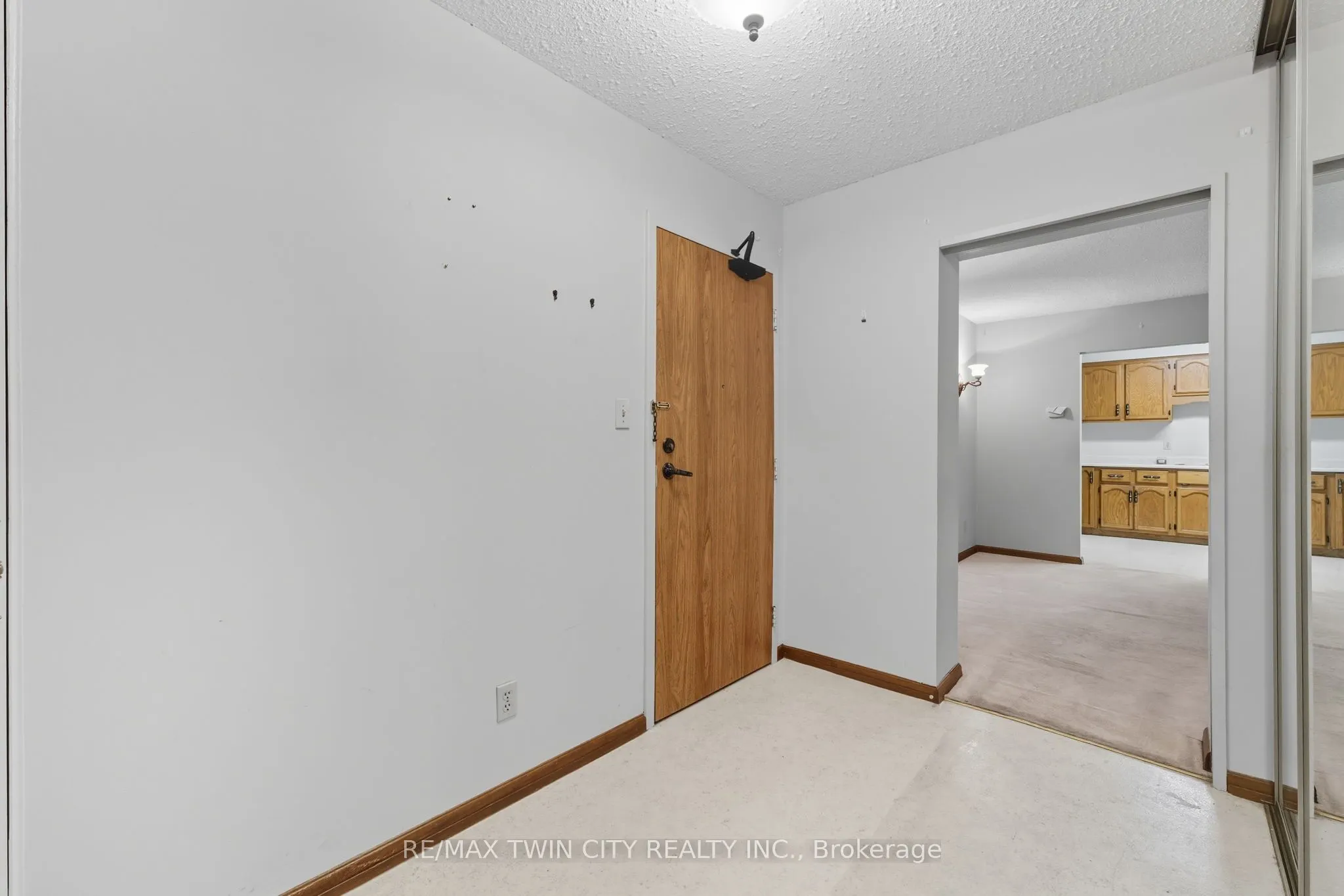 400 Champlain Boulevard, #305