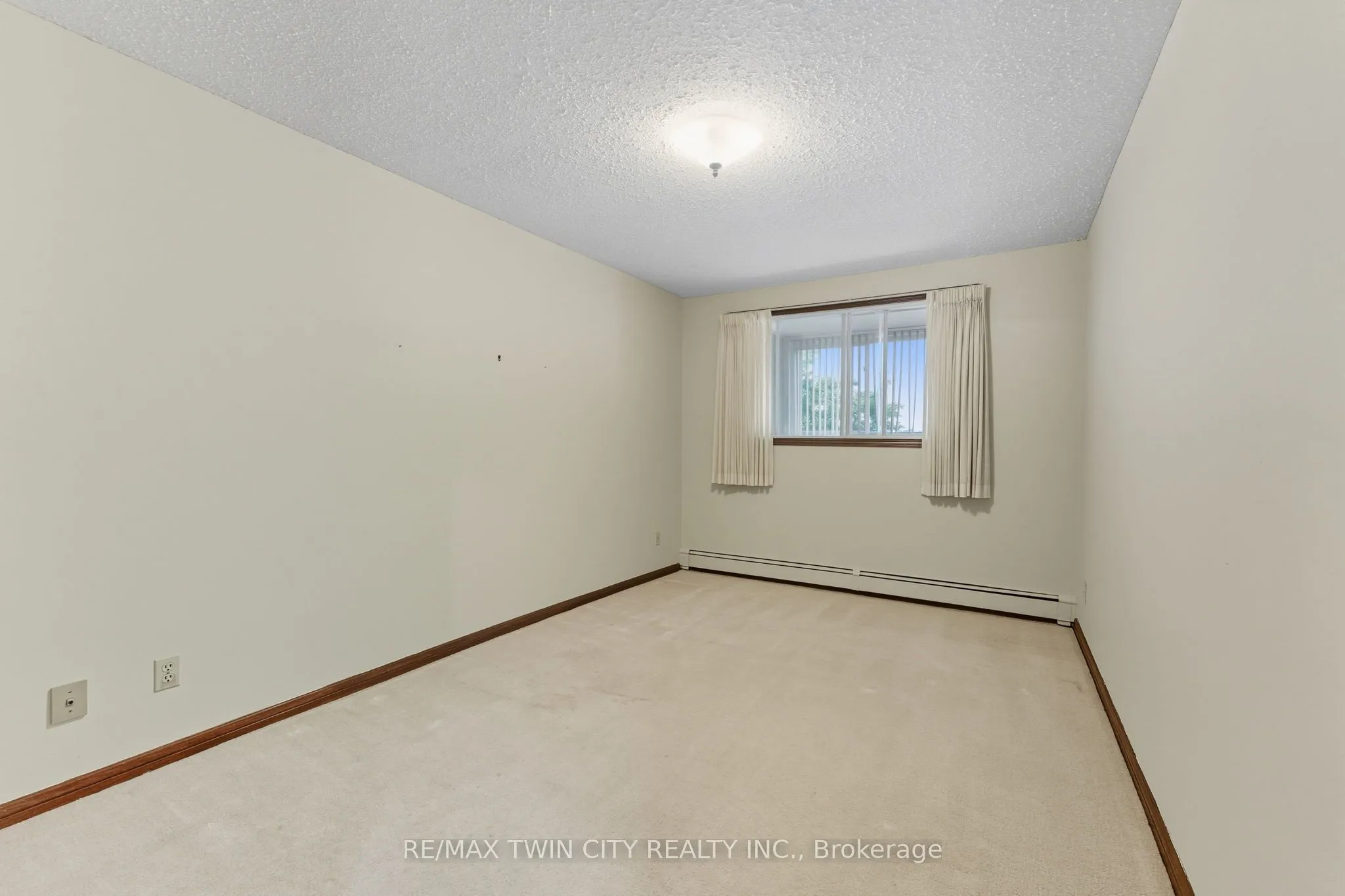 400 Champlain Boulevard, #305