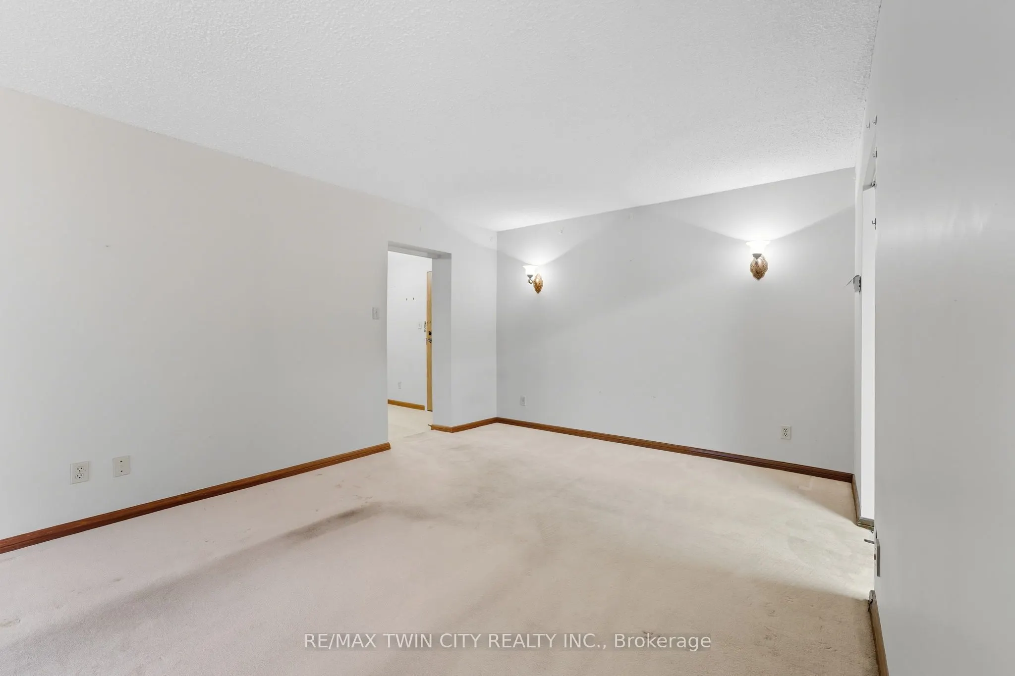 400 Champlain Boulevard, #305