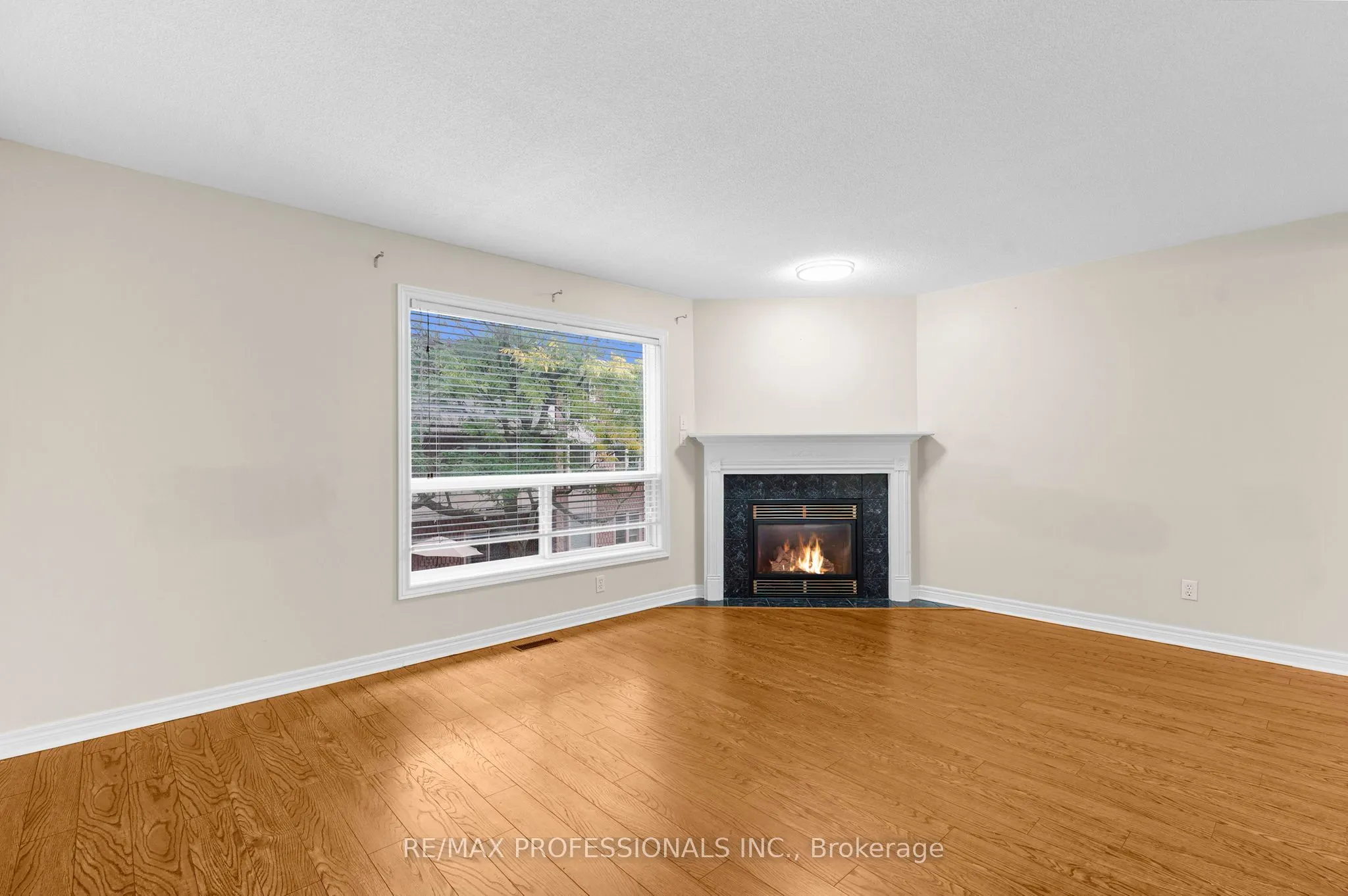 384 Limeridge Road E