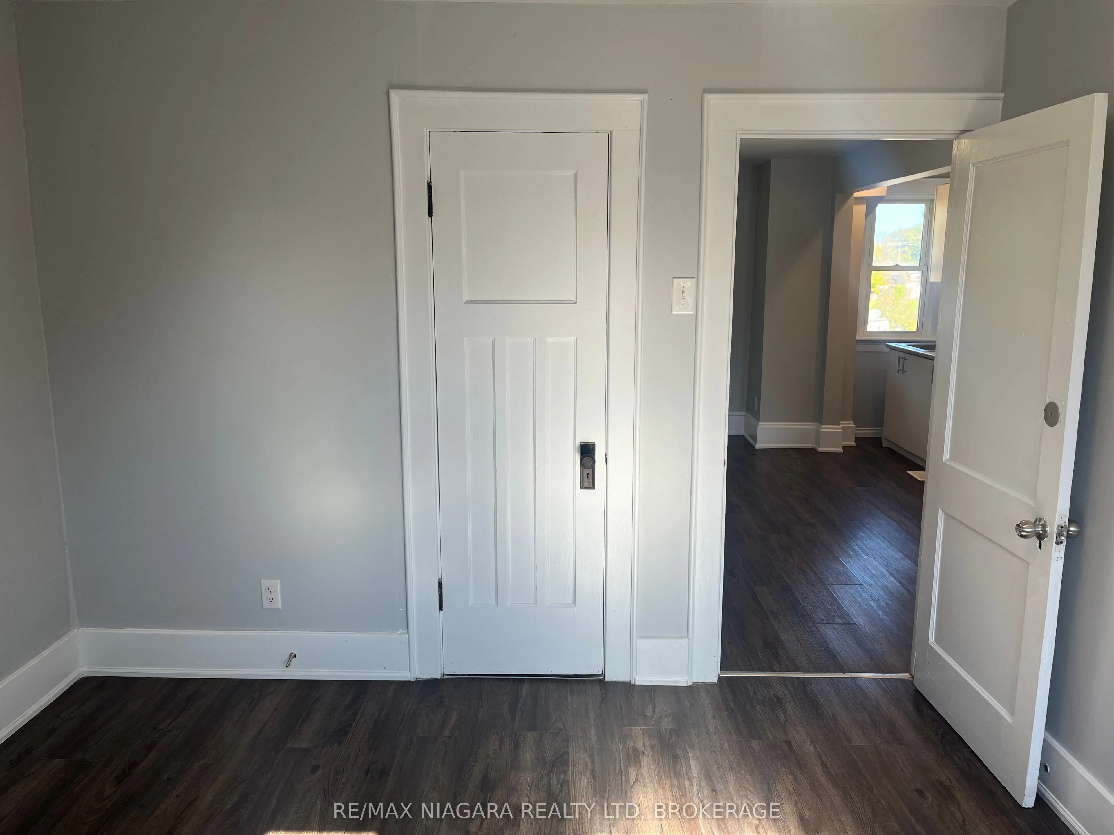 156 Bell Street, #UPPER UNIT