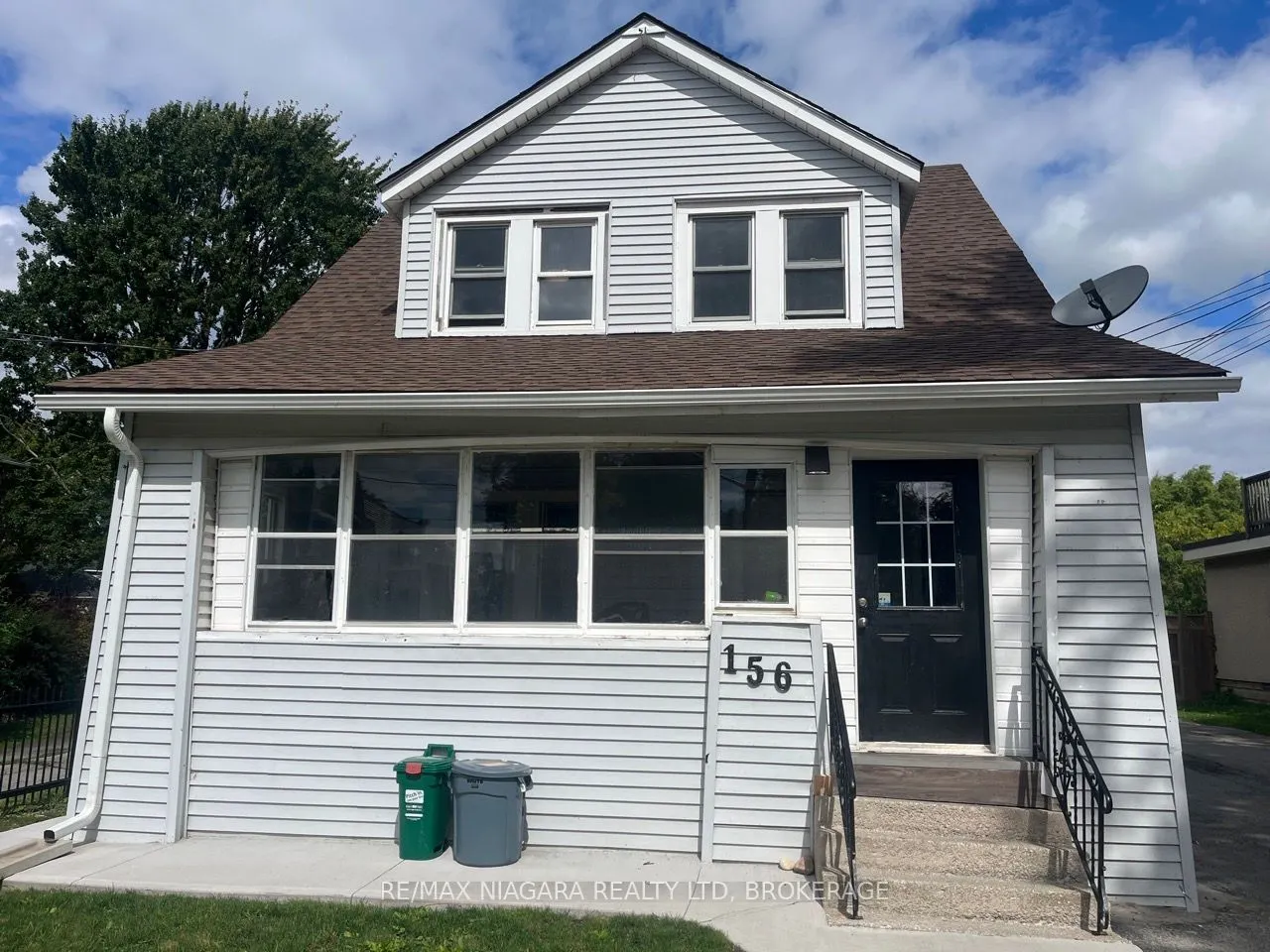 156 Bell Street, #UPPER UNIT