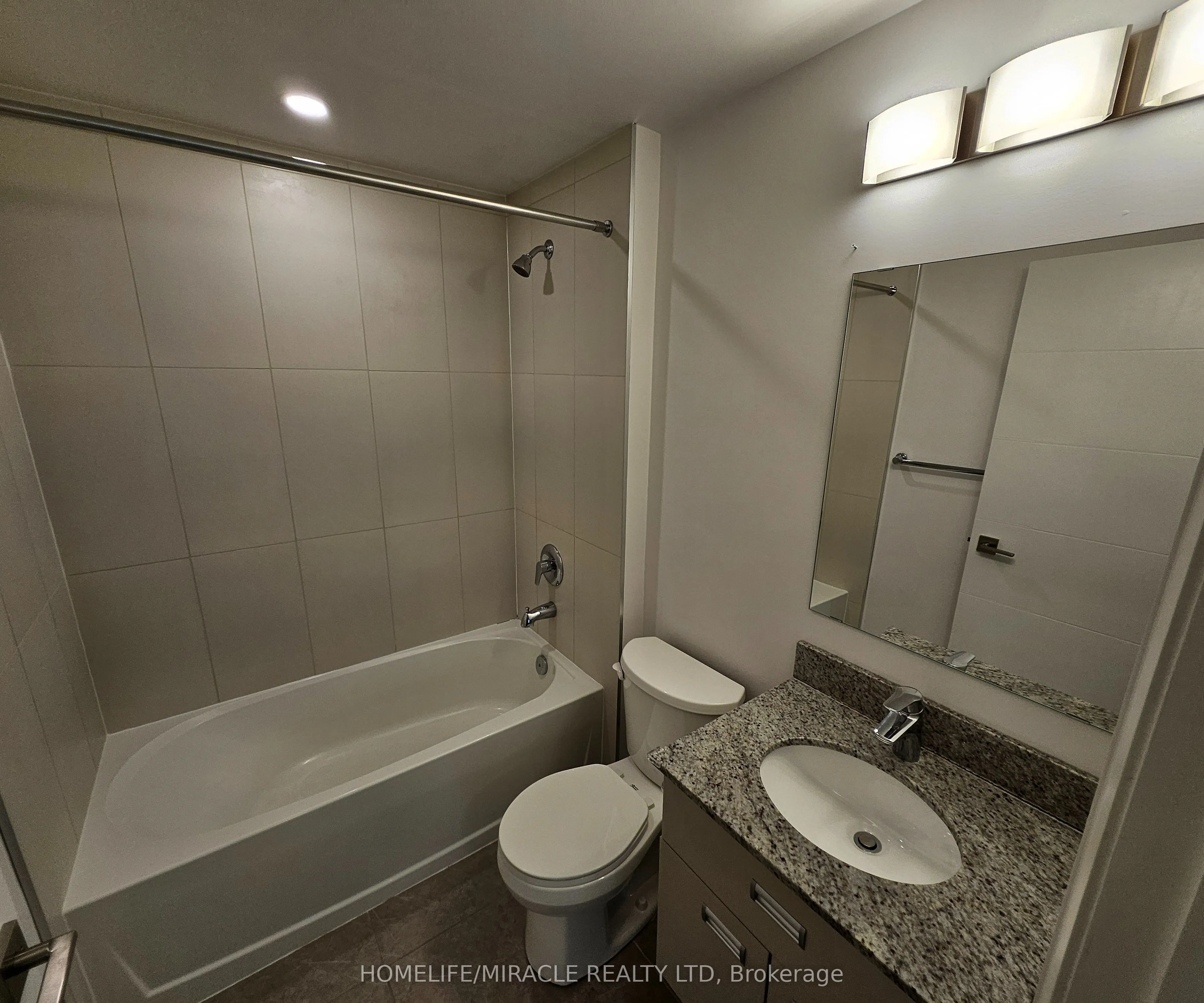 652 Princess Street, #420