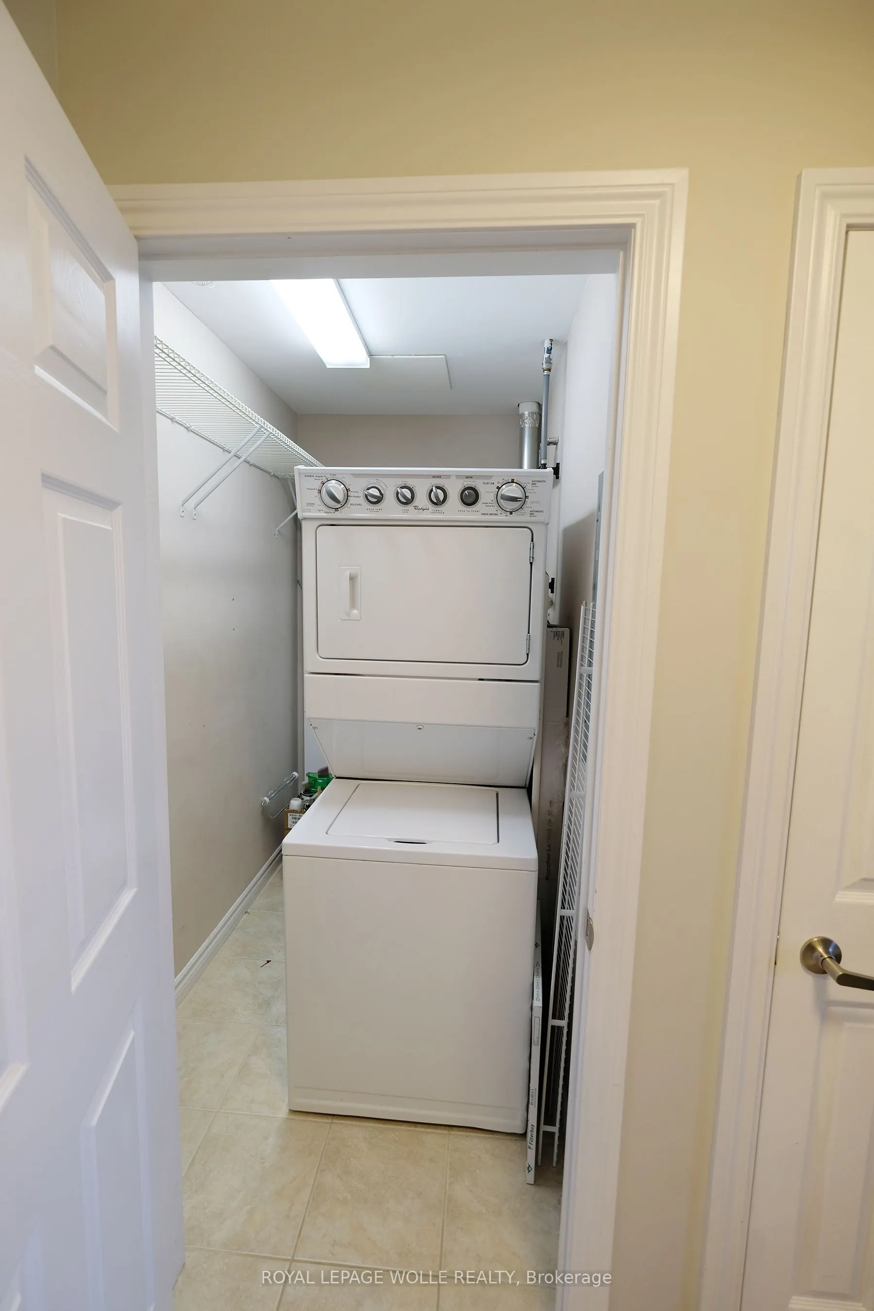 2 Colonial Drive N, #302