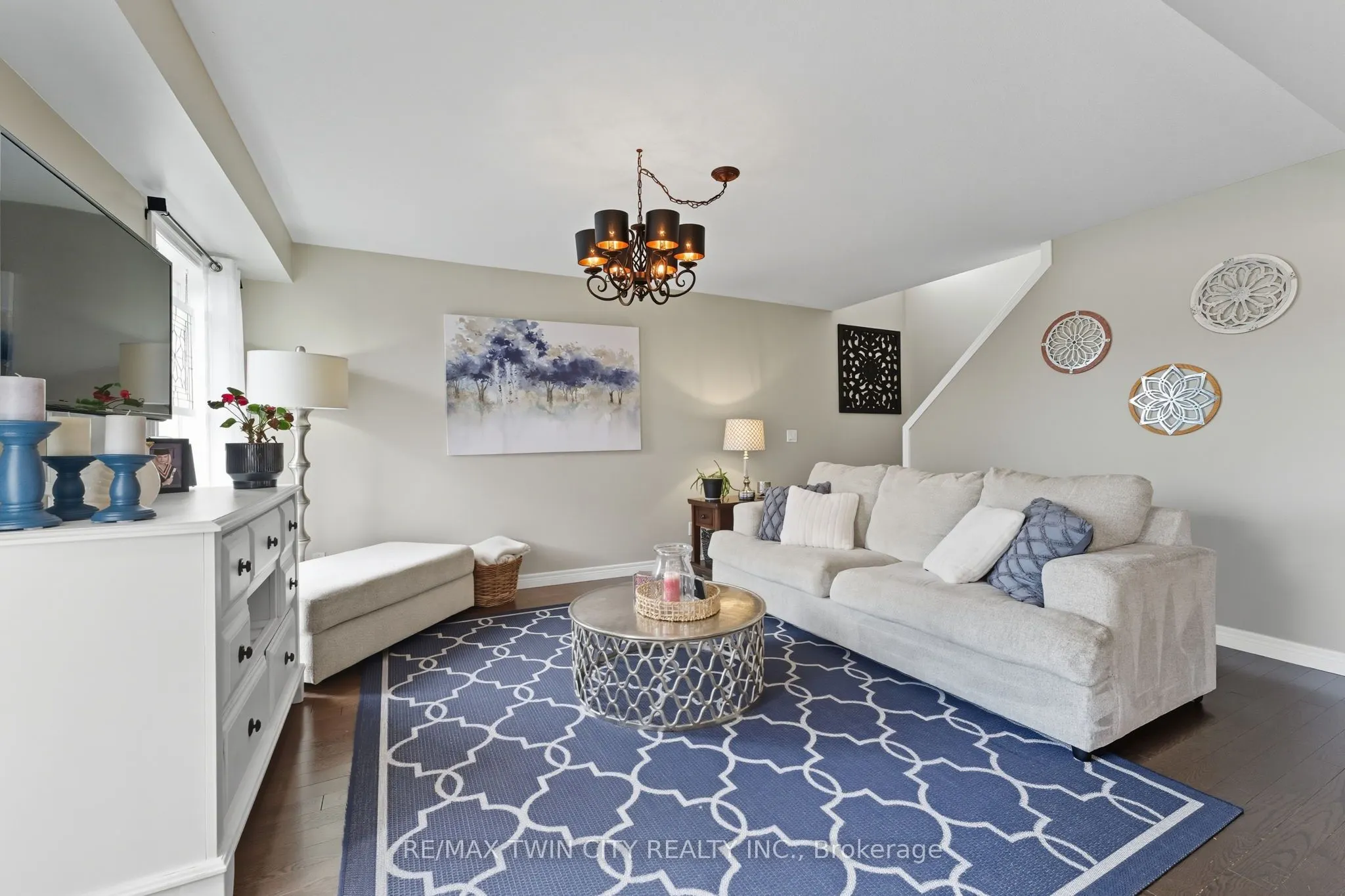 266 Vincent Drive
