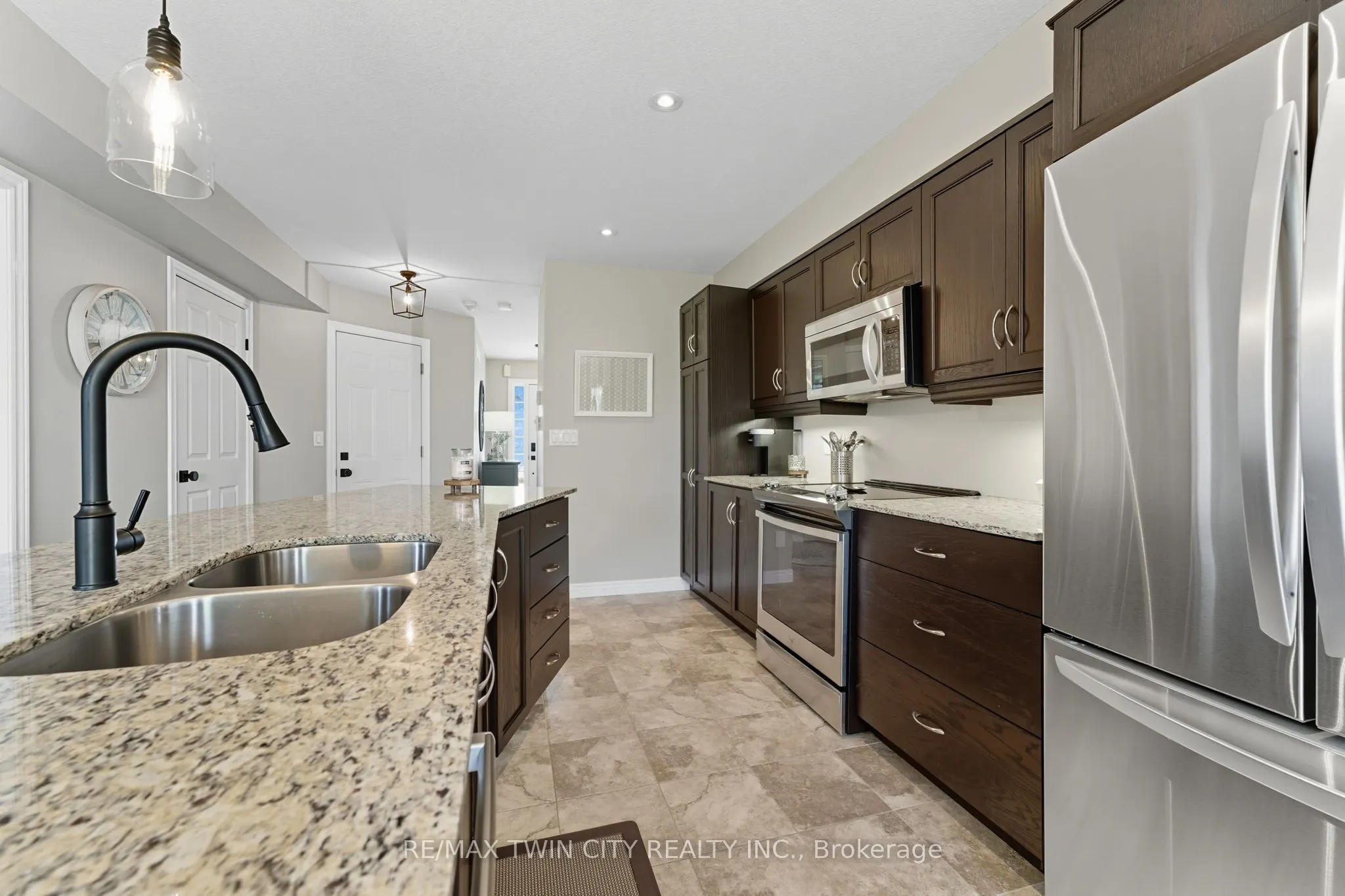 266 Vincent Drive
