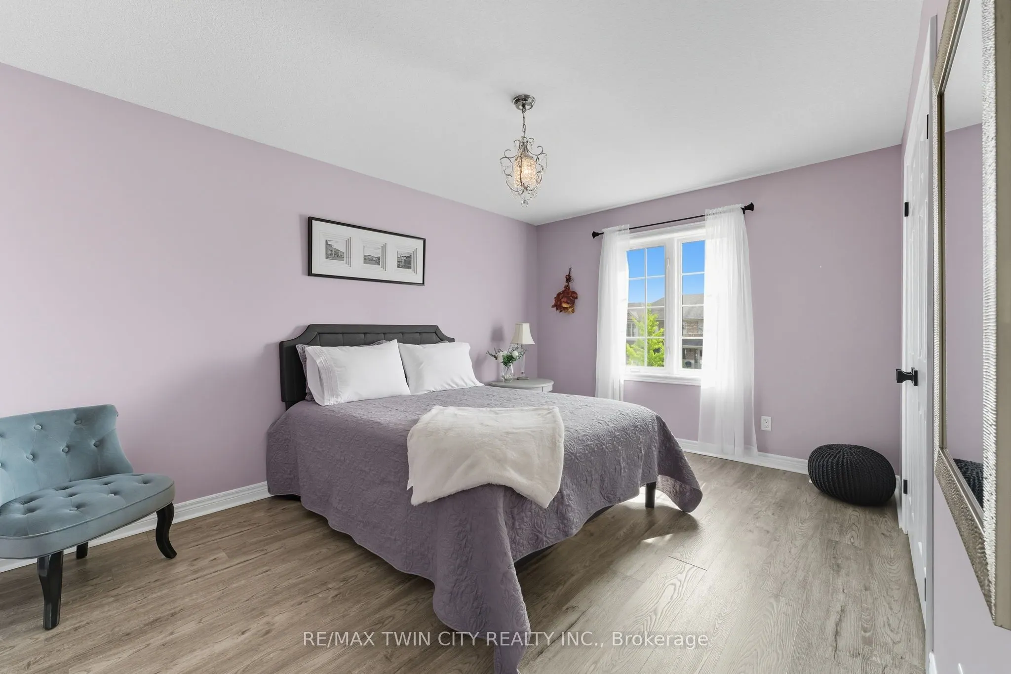 266 Vincent Drive