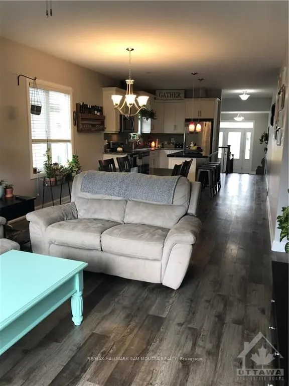 29 Senators Gate Drive