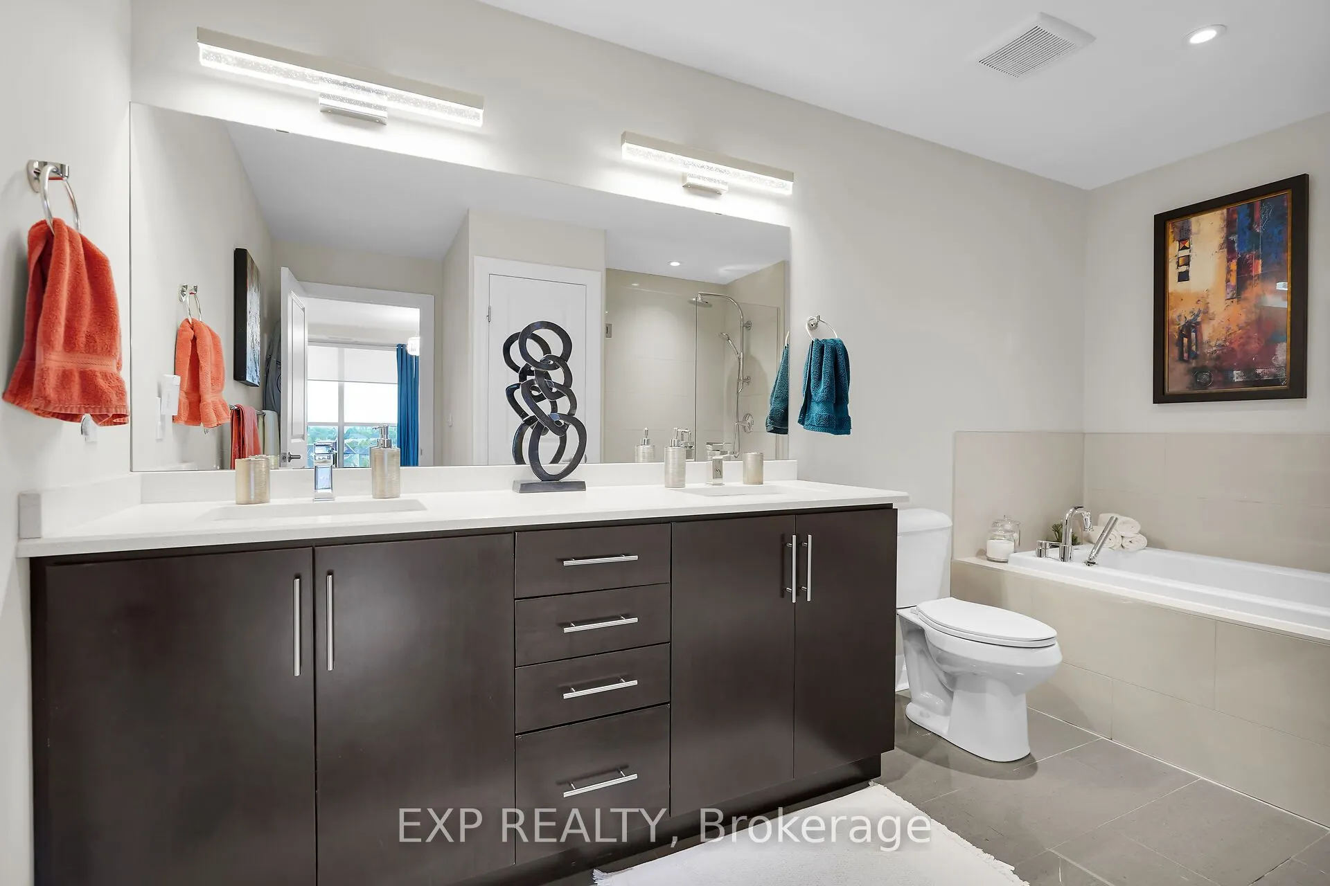 260 VILLAGEWALK Boulevard, #709