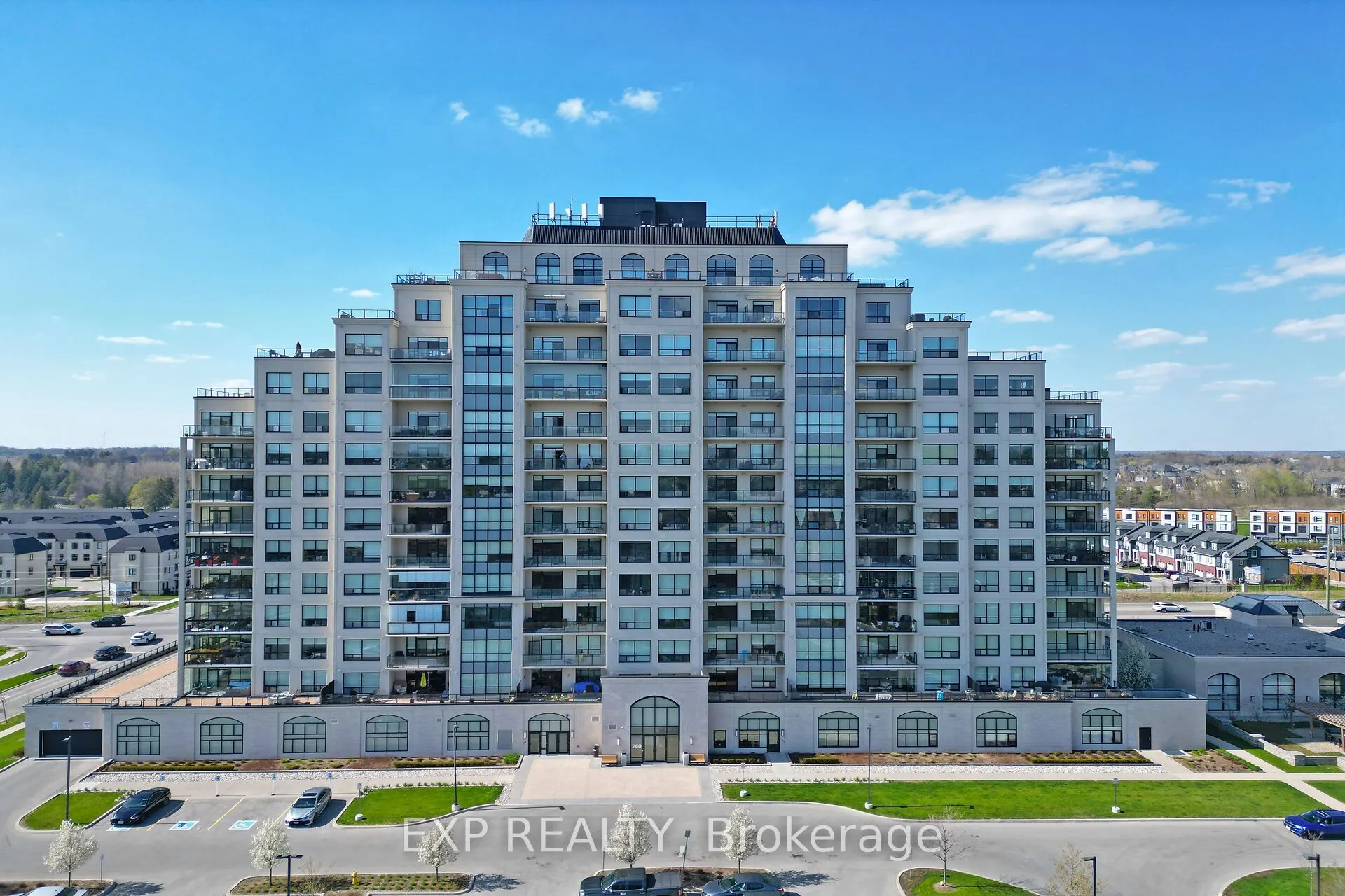 260 VILLAGEWALK Boulevard, #709