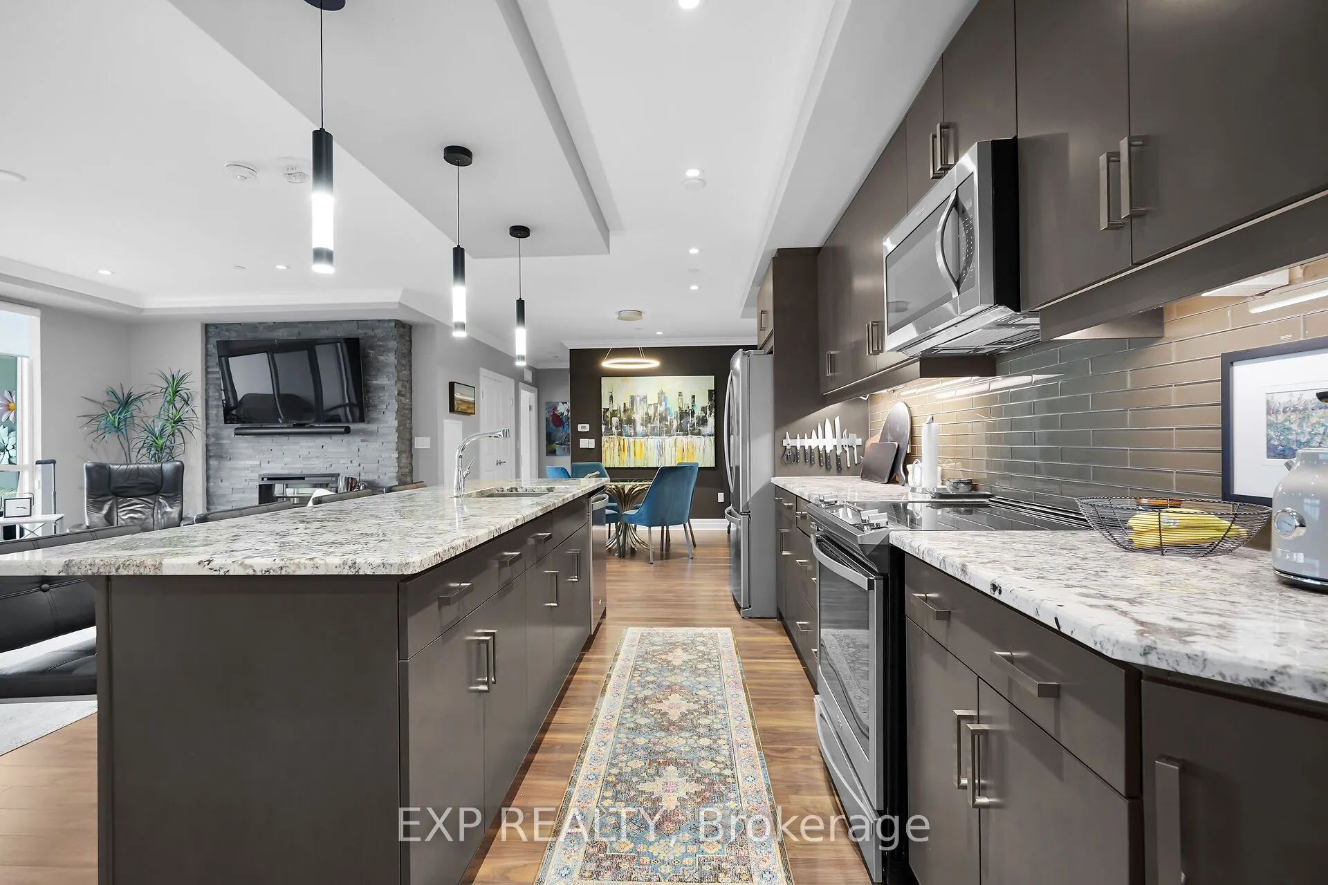 260 VILLAGEWALK Boulevard, #709