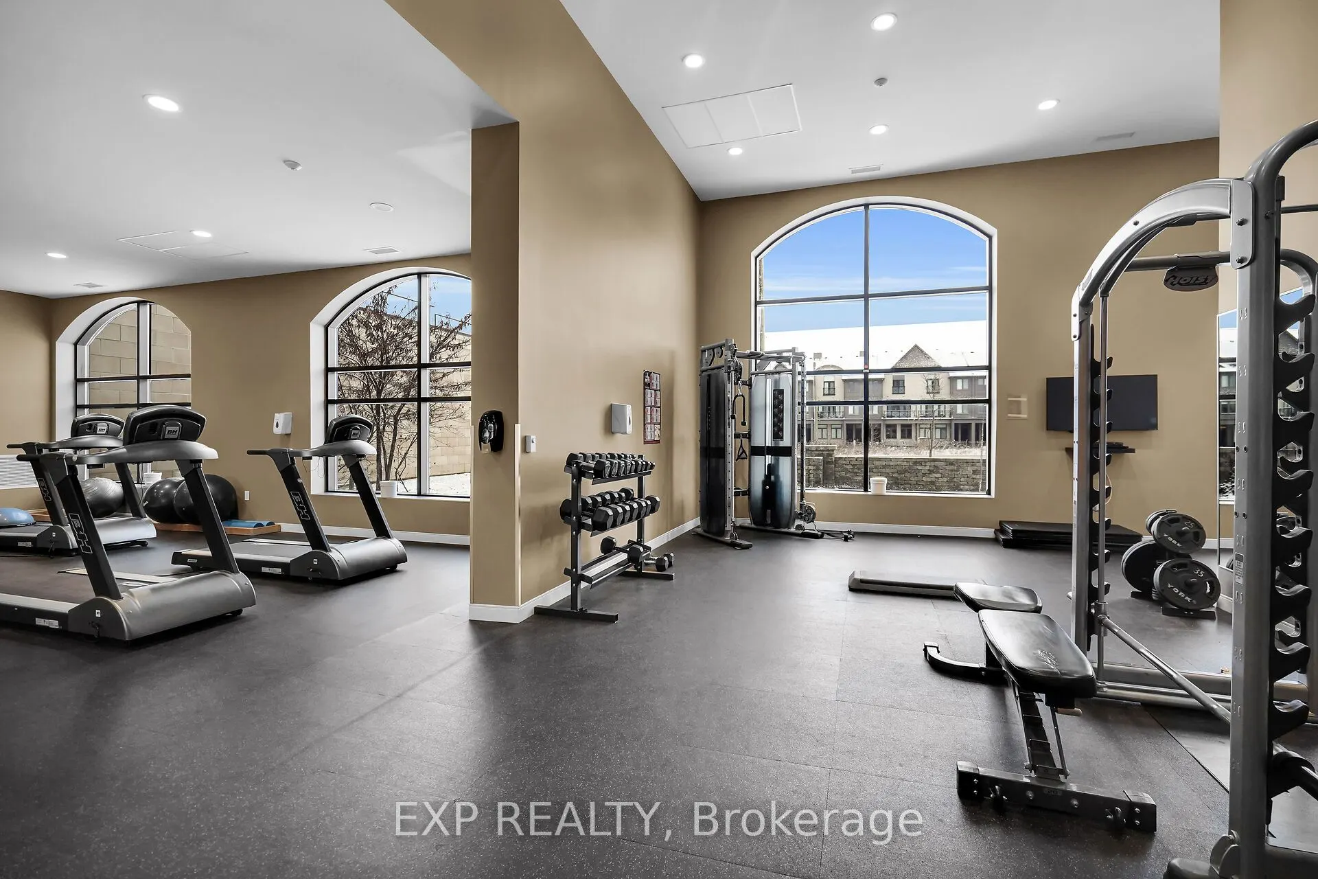260 VILLAGEWALK Boulevard, #709