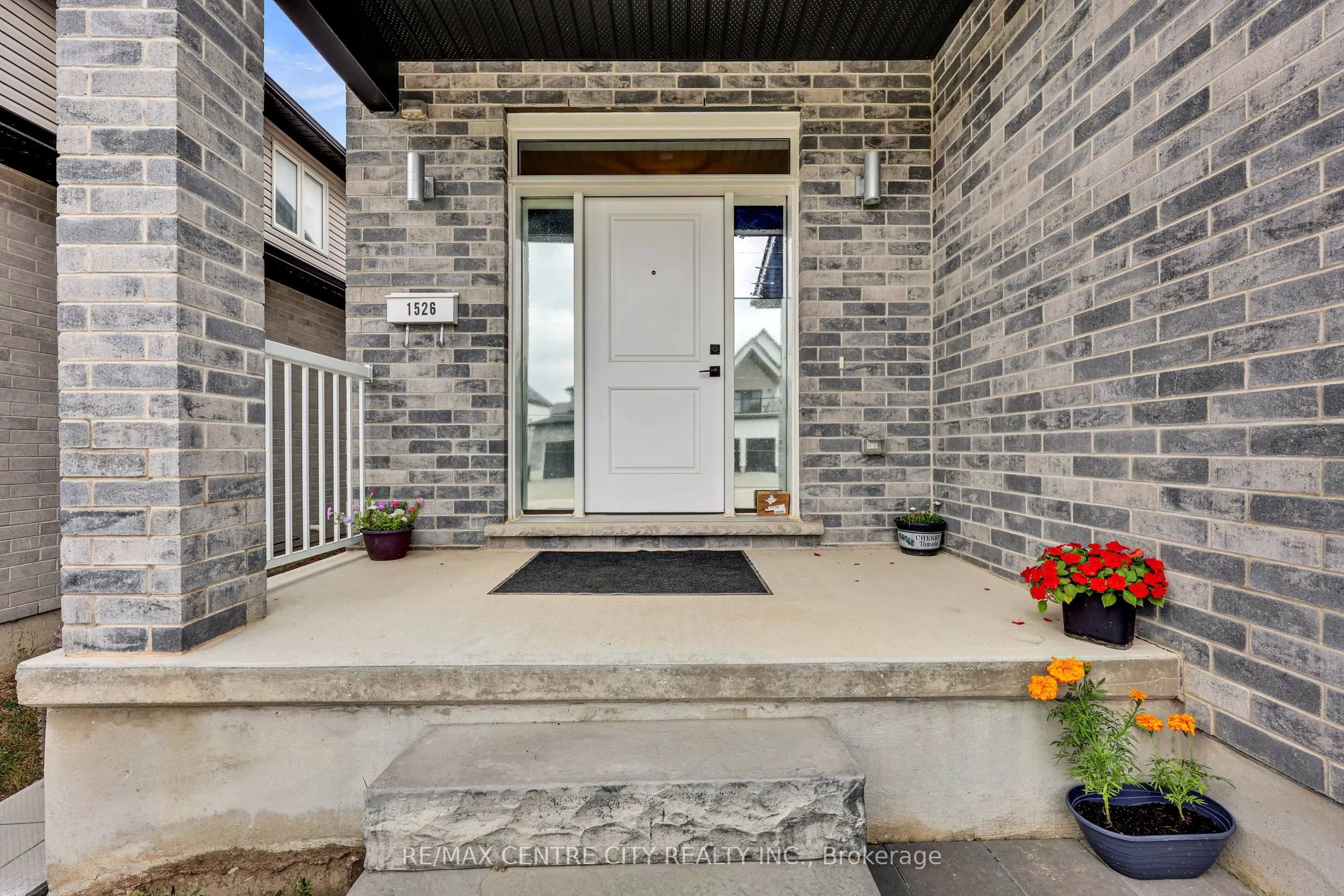 1526 Drew Street