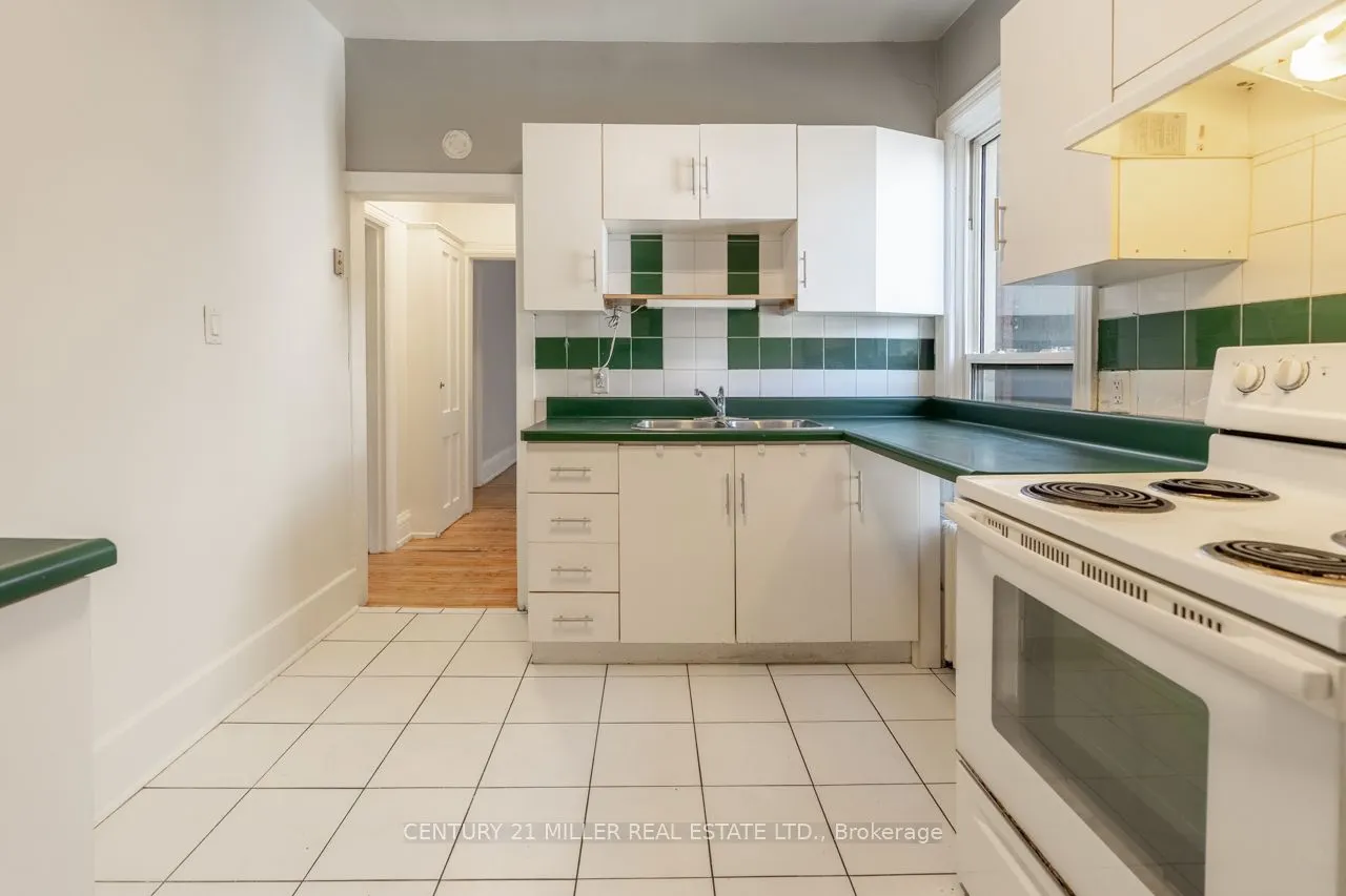 270 Main Street W, #2