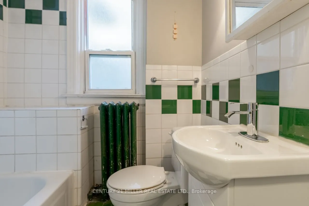 270 Main Street W, #2
