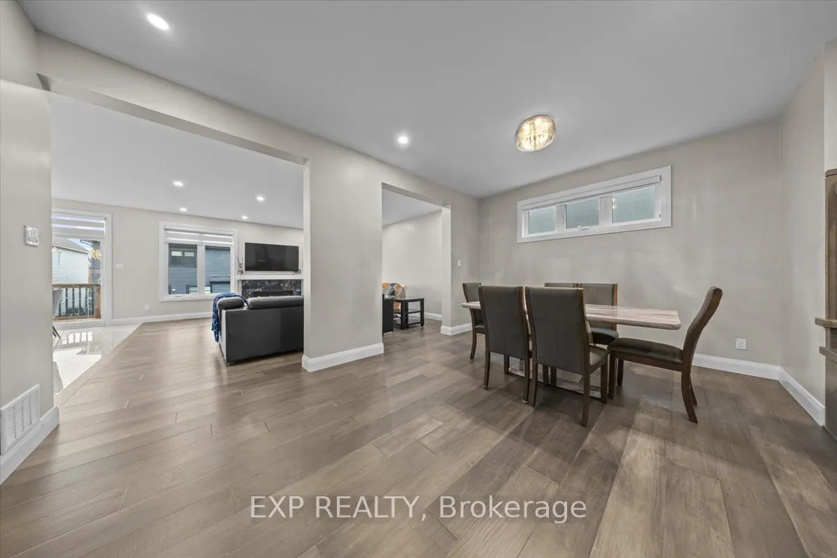 348 Abbeydale Circle