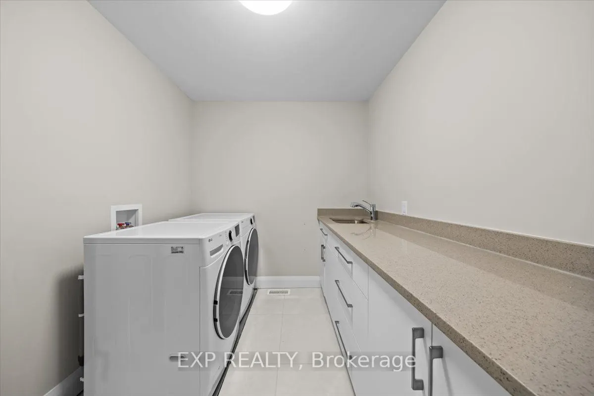 348 Abbeydale Circle