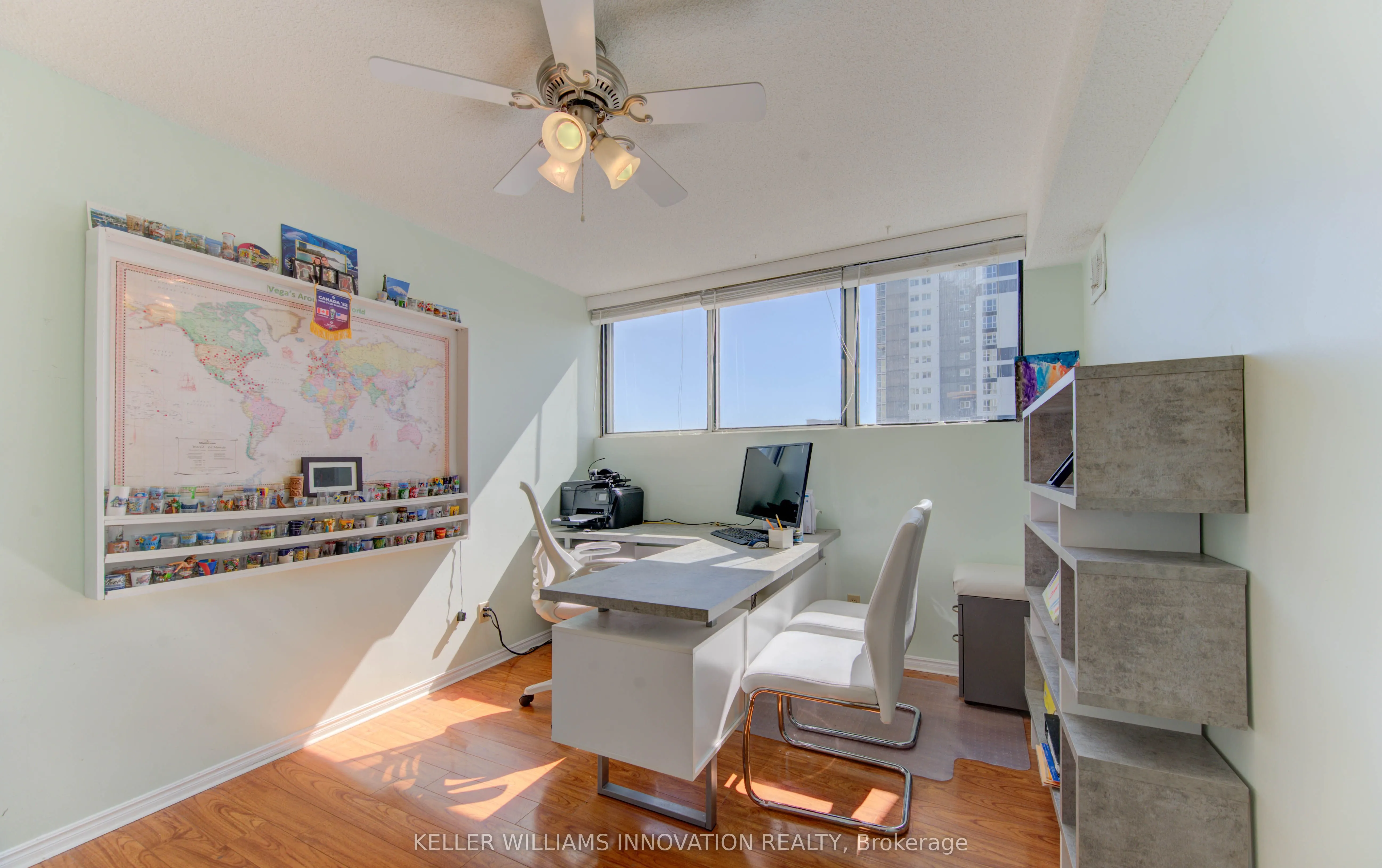 375 King Street N, #504