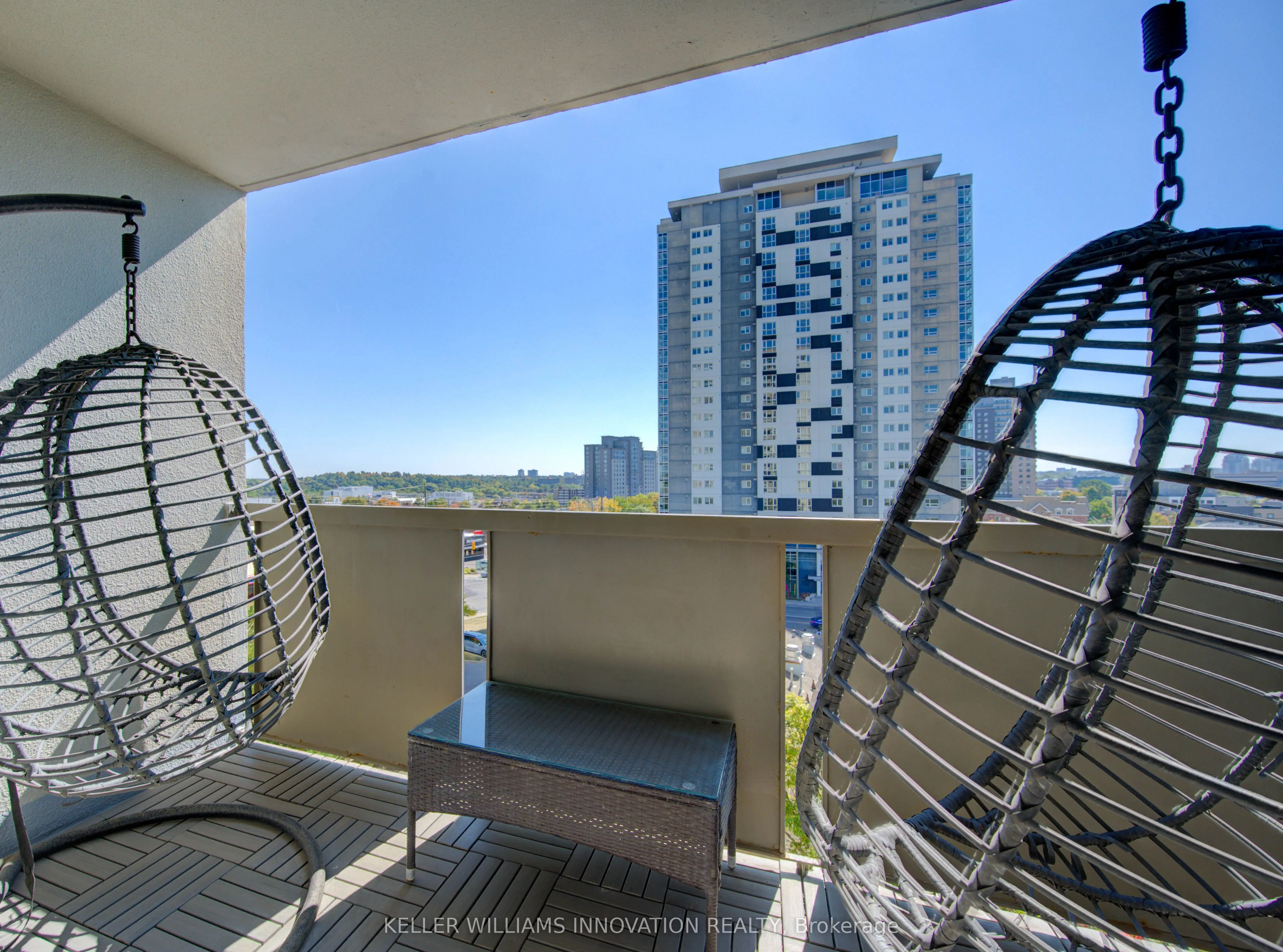 375 King Street N, #504