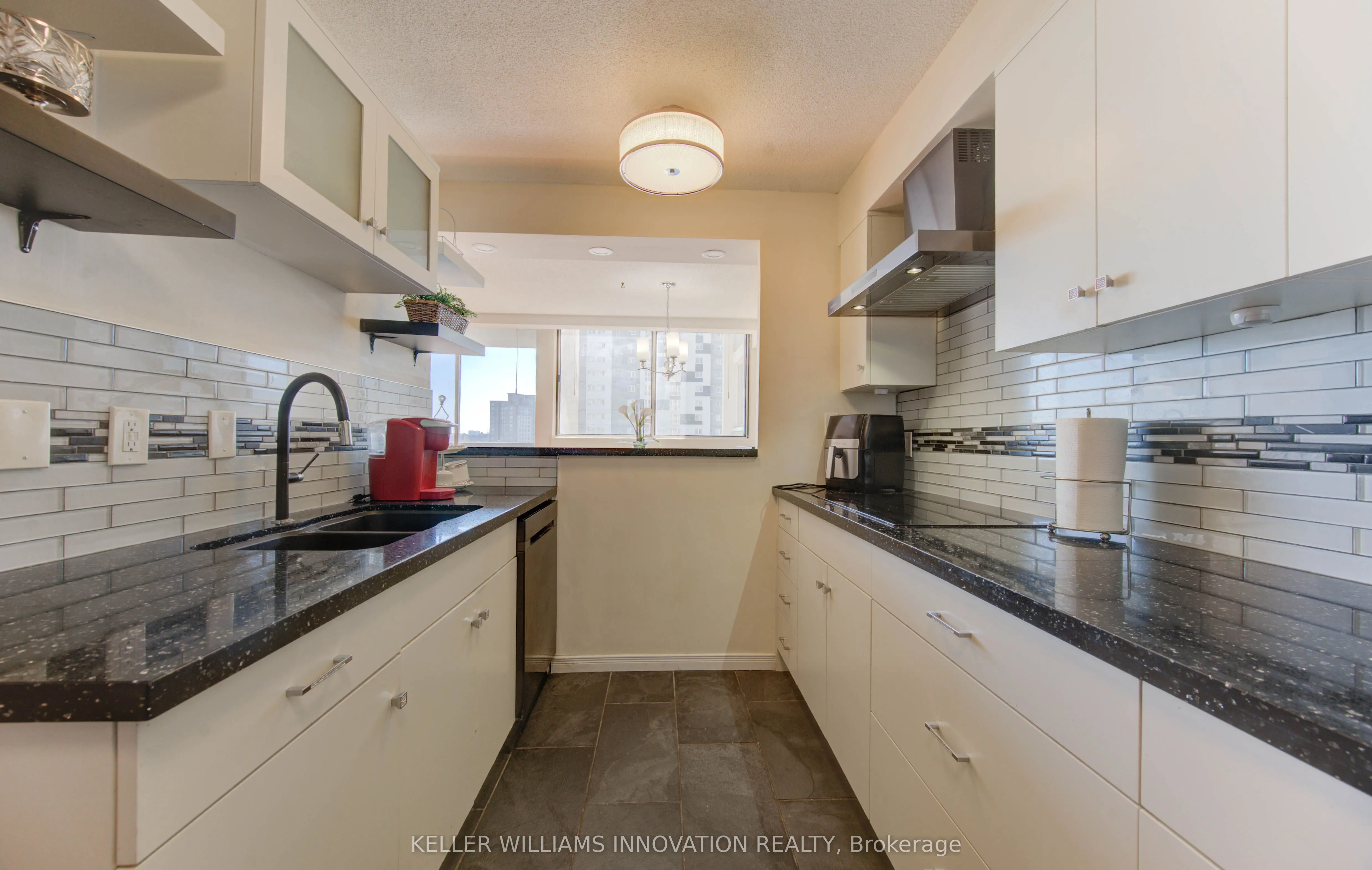 375 King Street N, #504