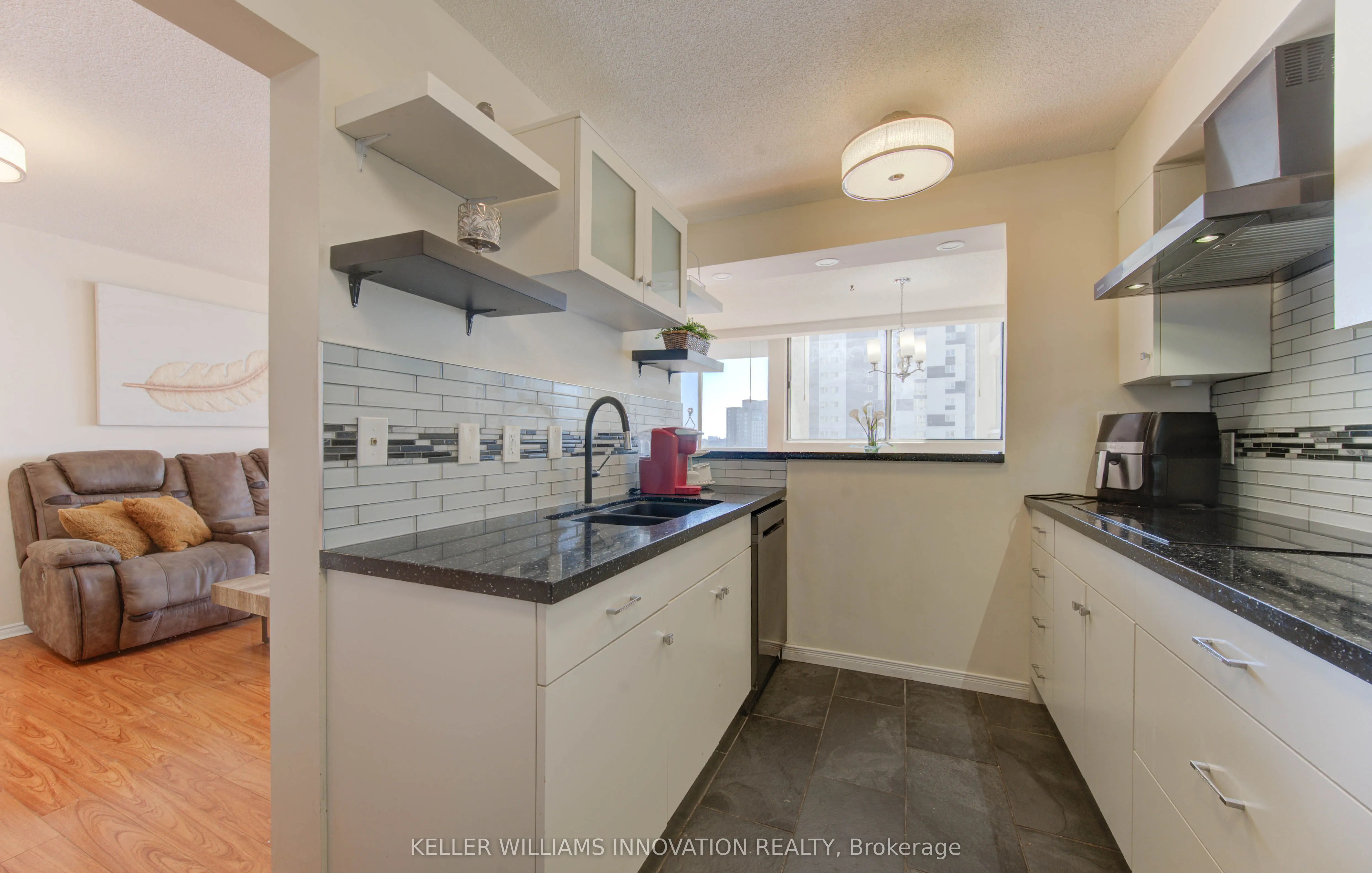 375 King Street N, #504