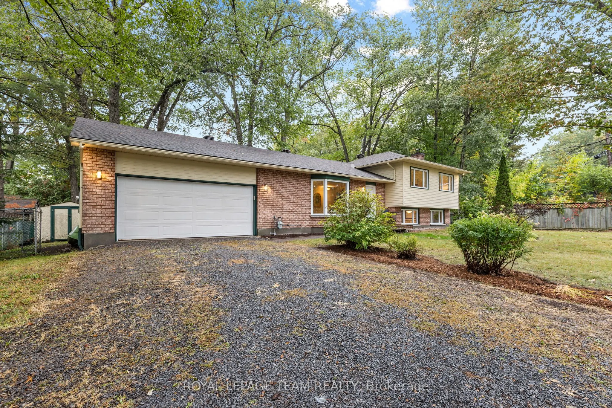 126 Constance Bay Road