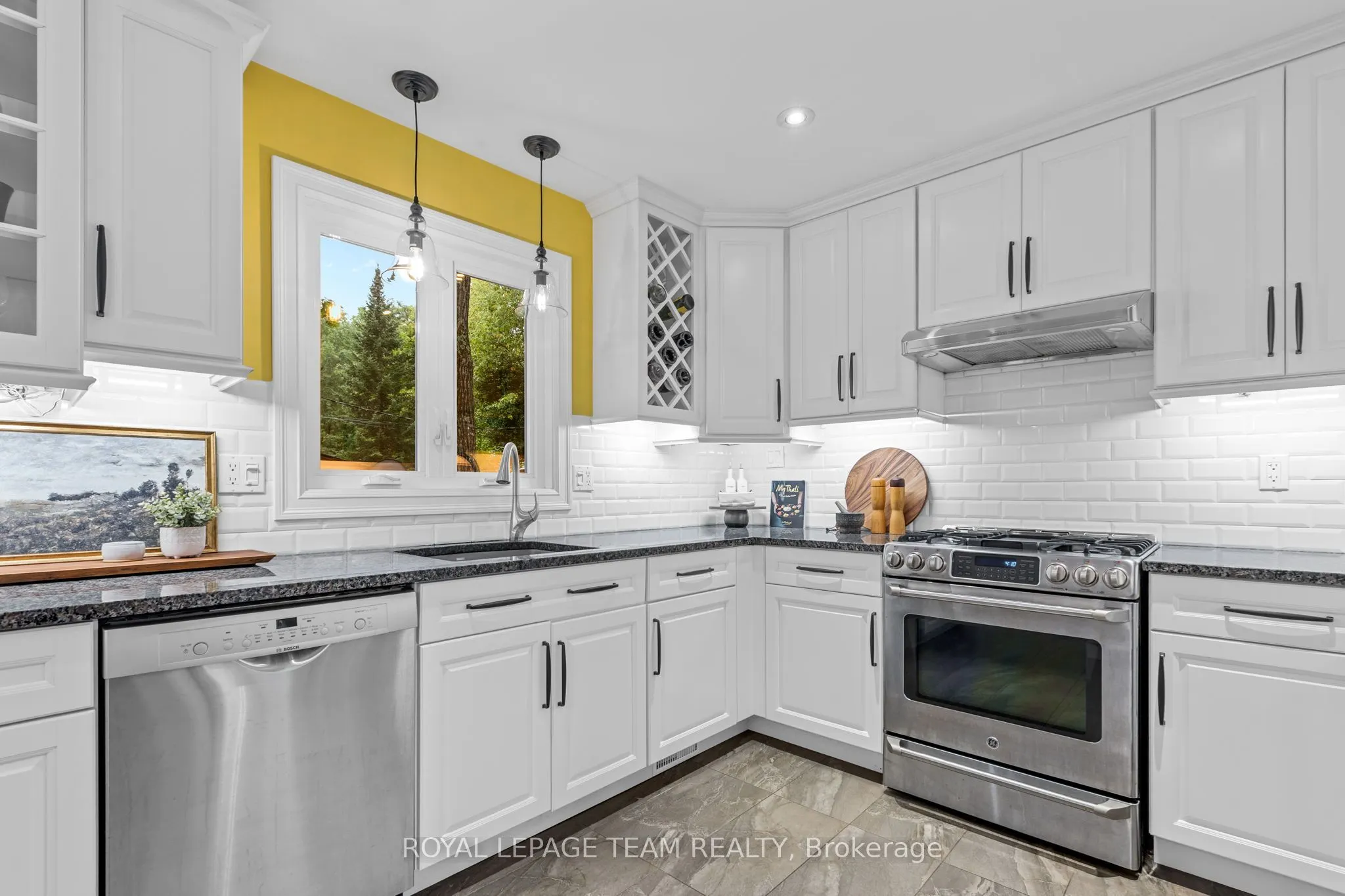 126 Constance Bay Road