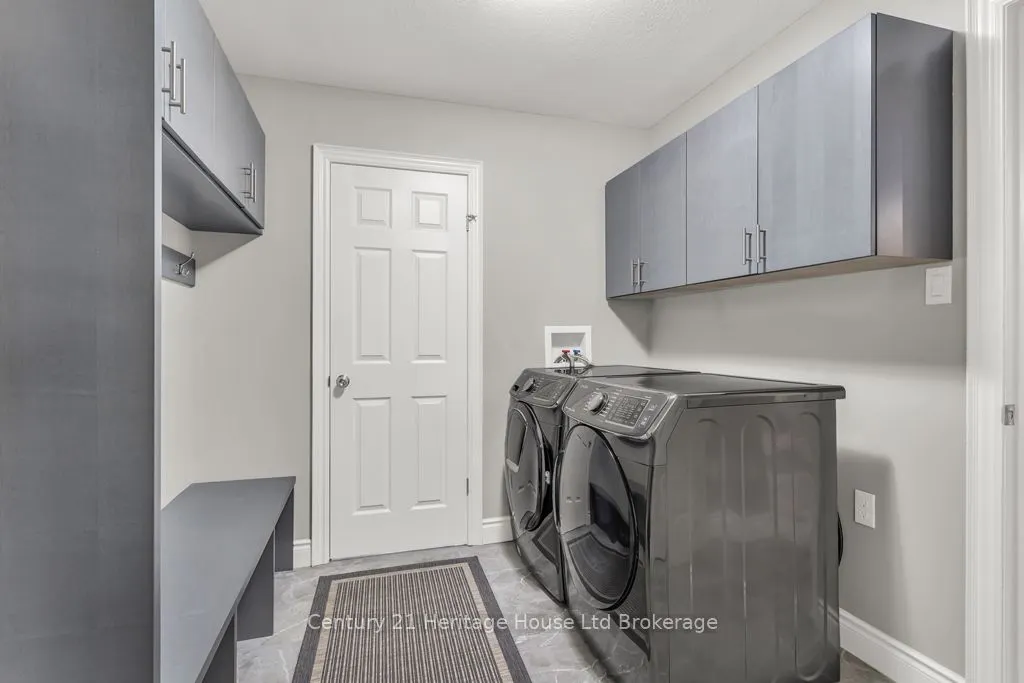 35 Chatfield Street, #3