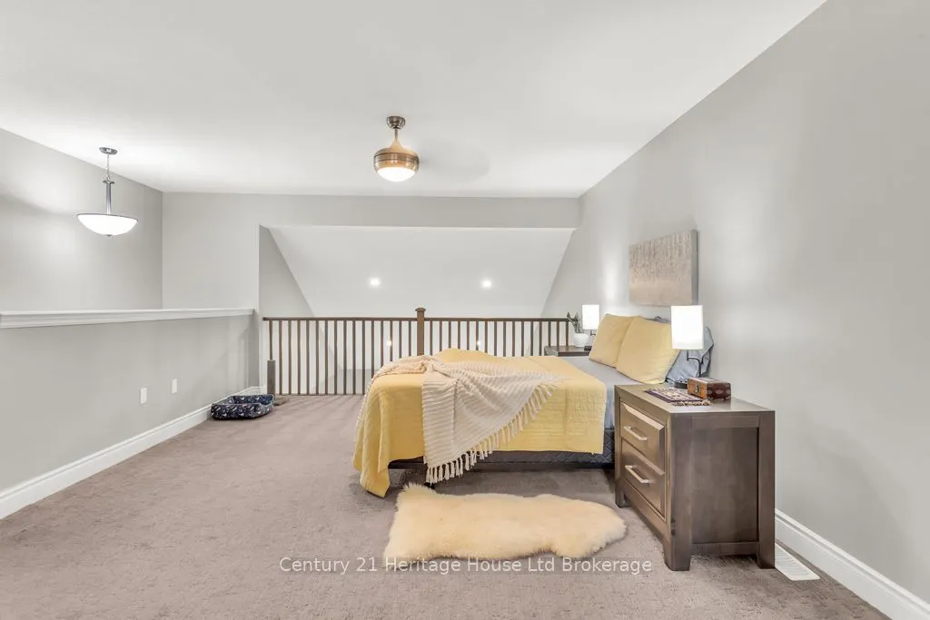 35 Chatfield Street, #3