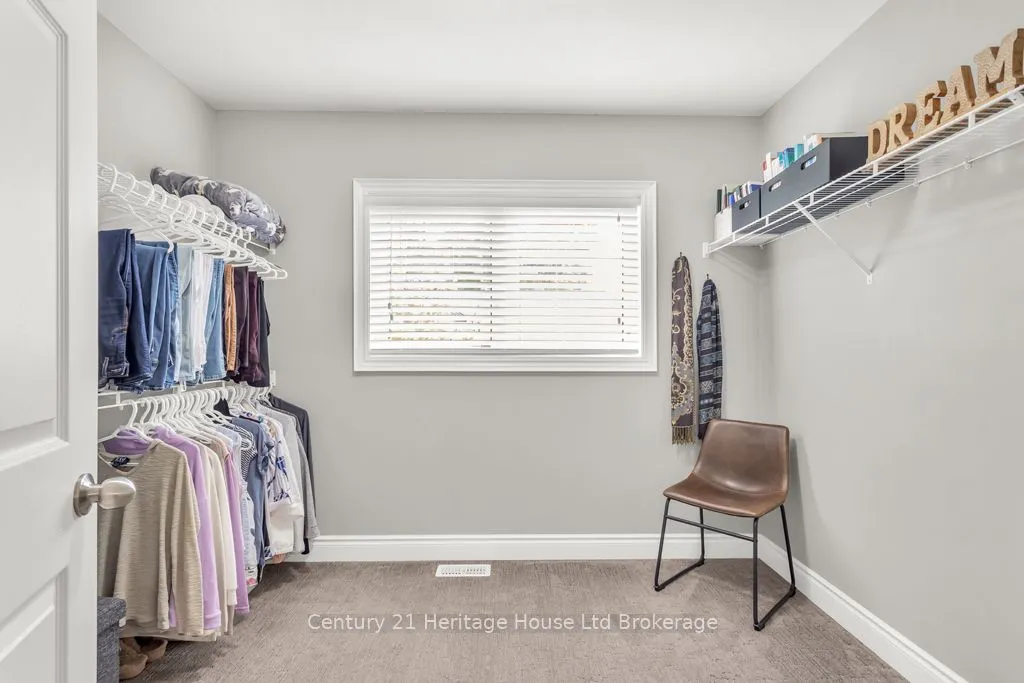 35 Chatfield Street, #3