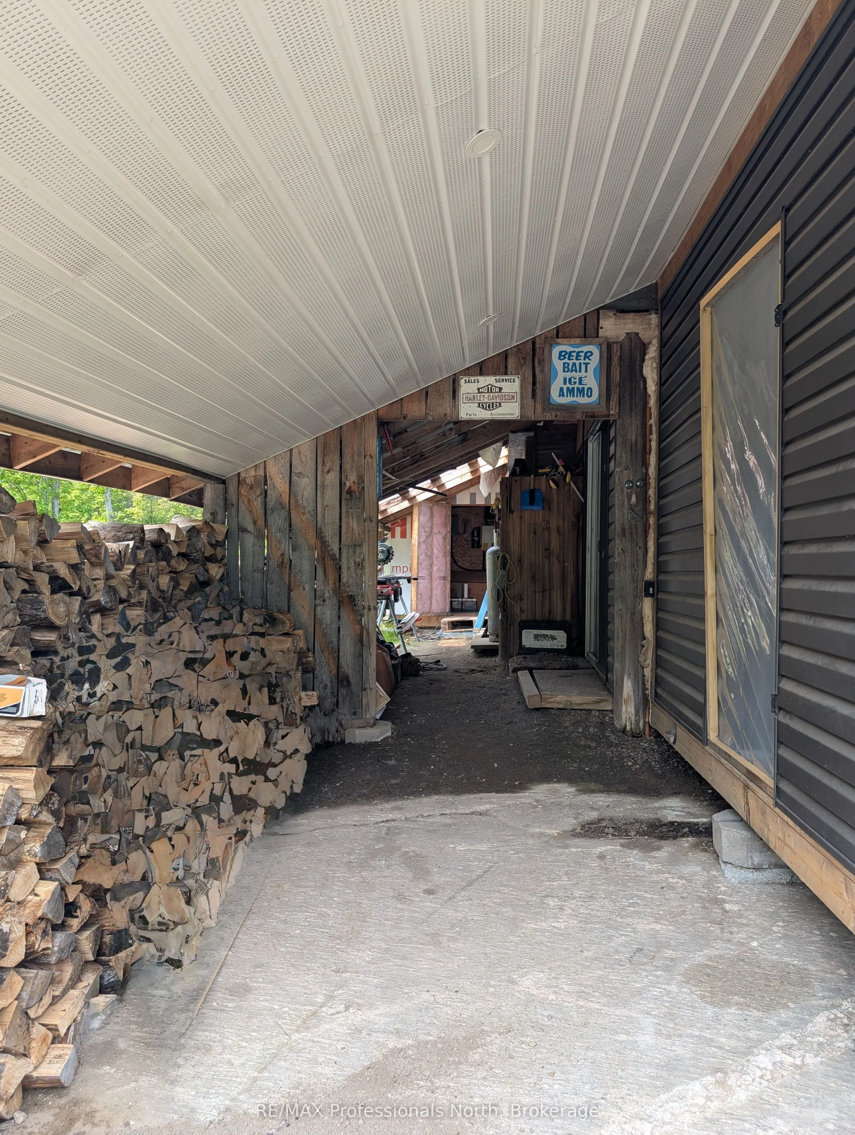 1408 Pearceley Road