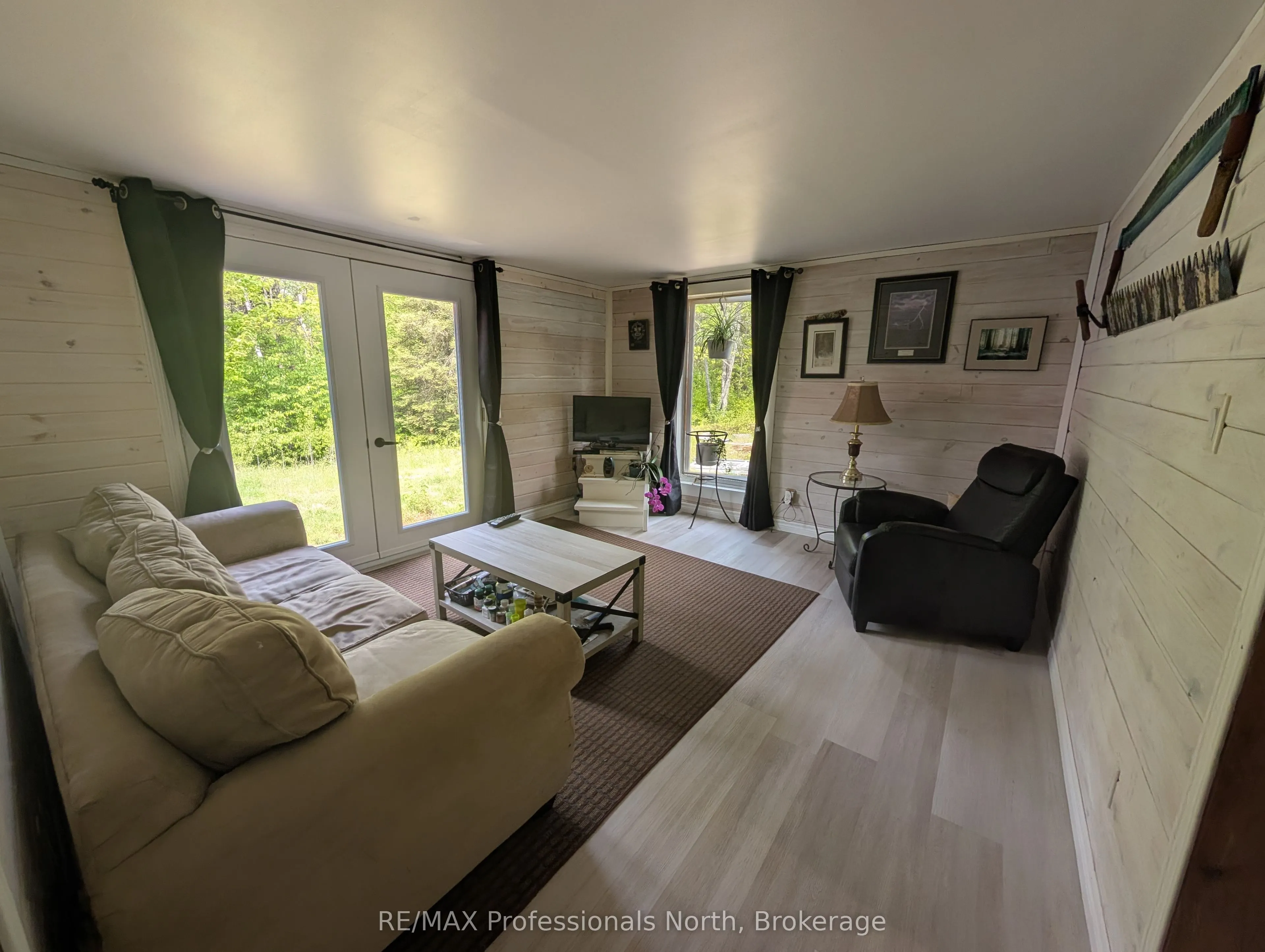 1408 Pearceley Road