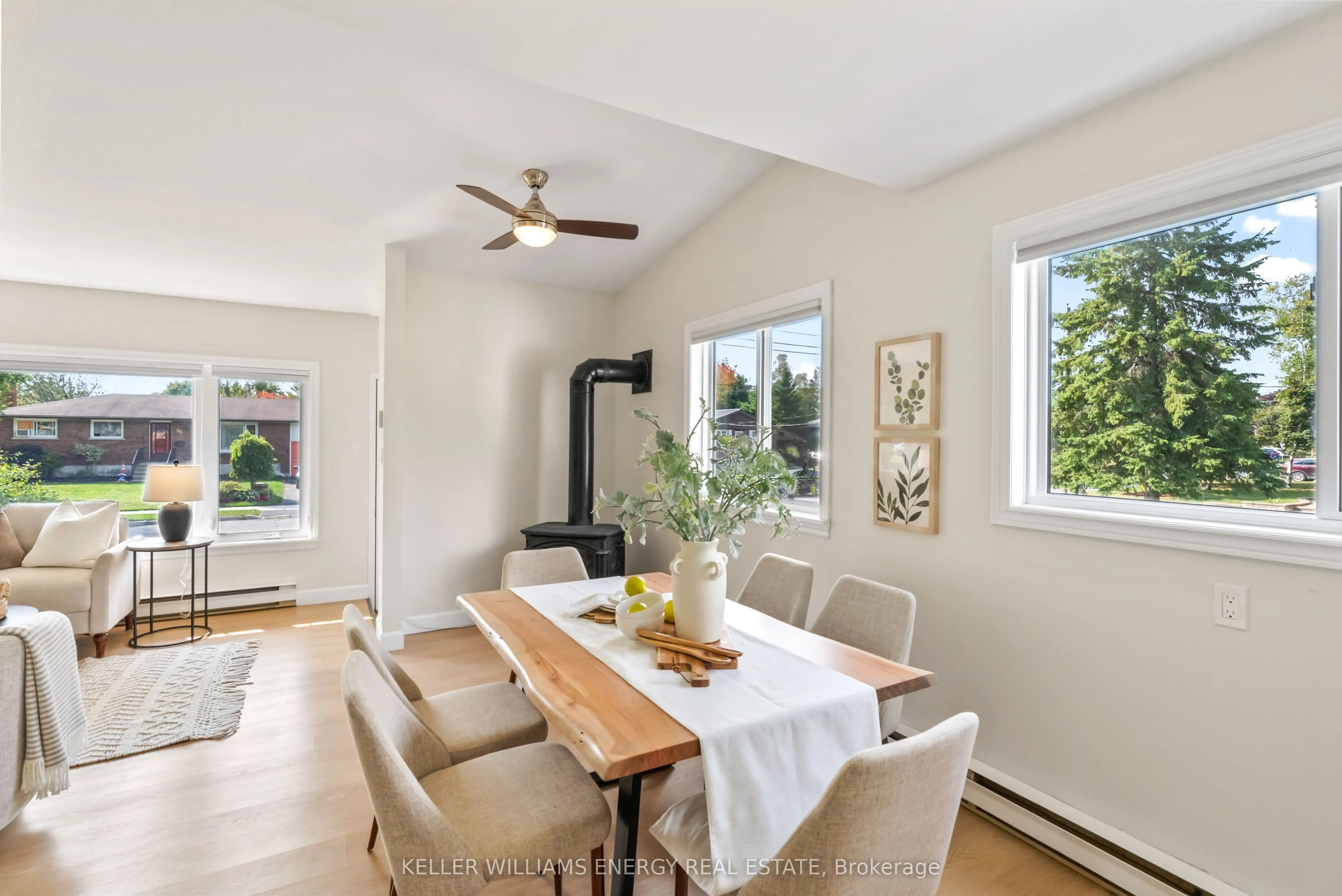 97 Division Street S