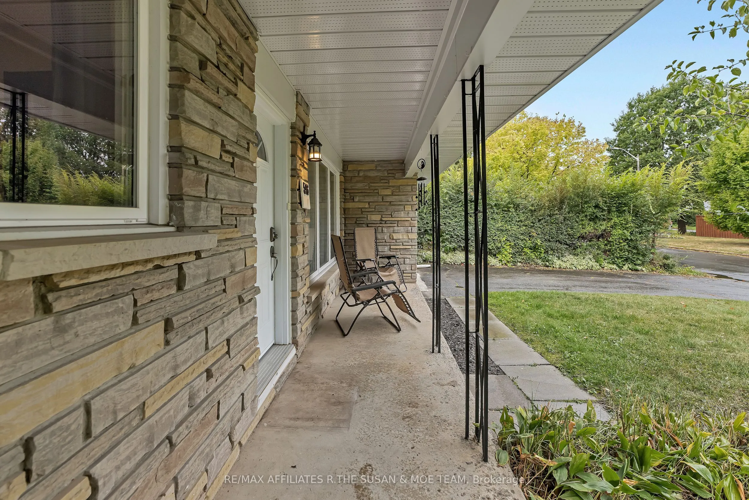 596 Dickinson Avenue