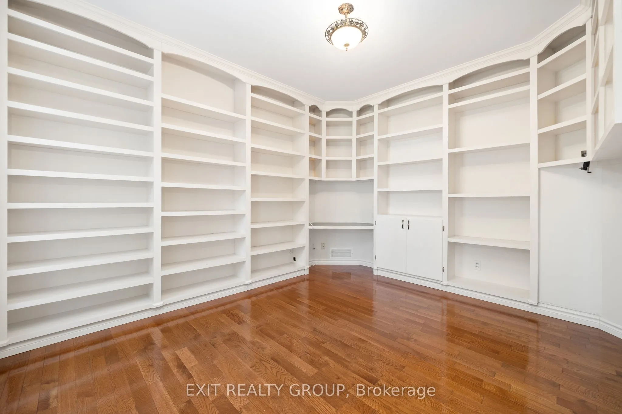 164 Bay Breeze Street