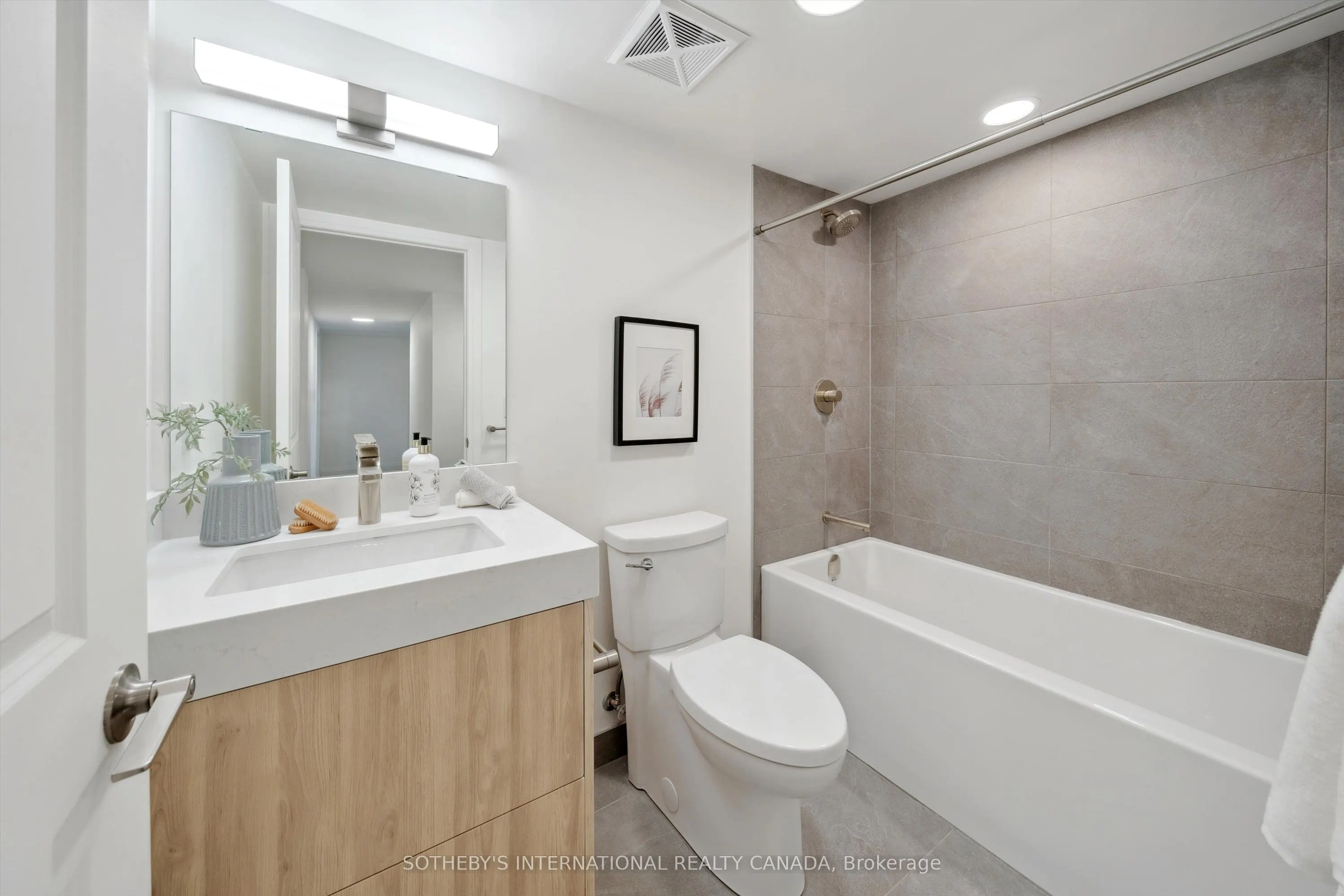 19B West St N Street, #17