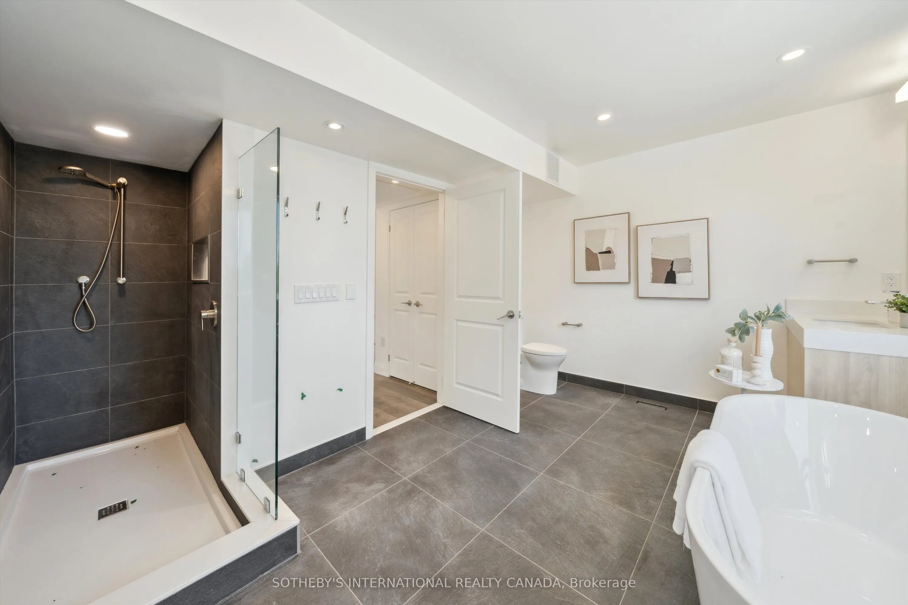 19B West St N Street, #17