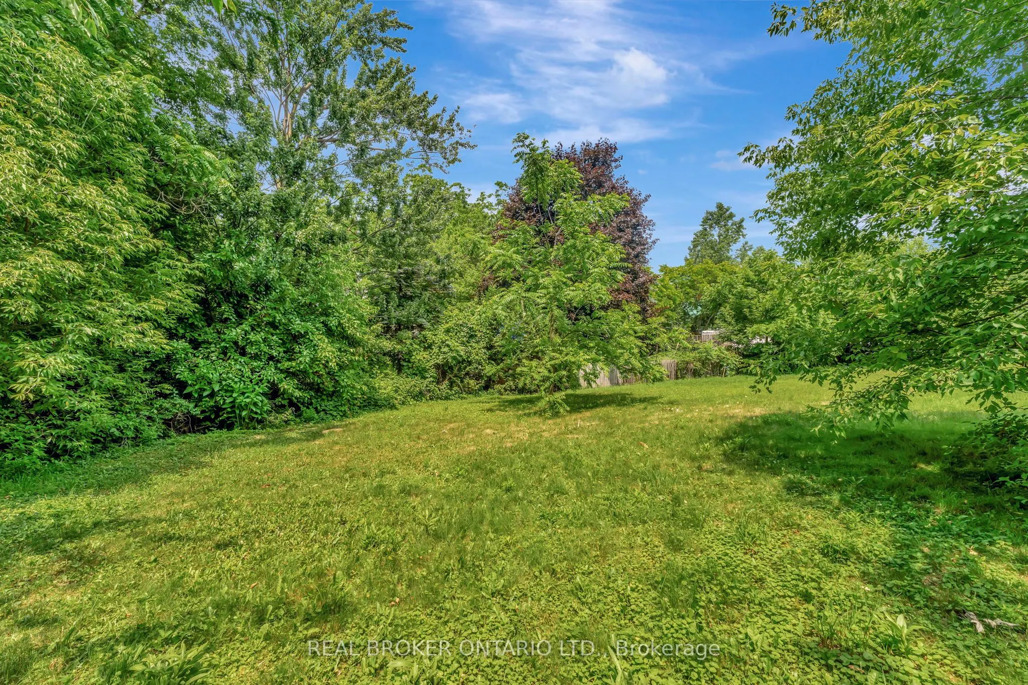 16 Stover Street S
